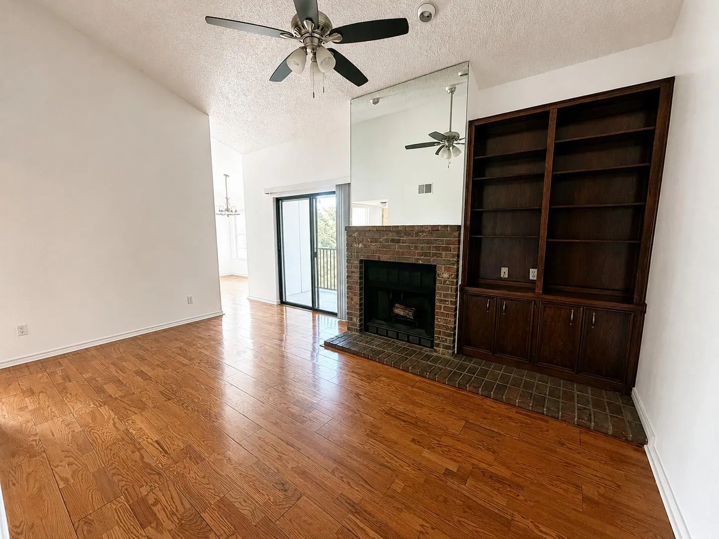 Photo 3 of 2508 W 12TH ST #304