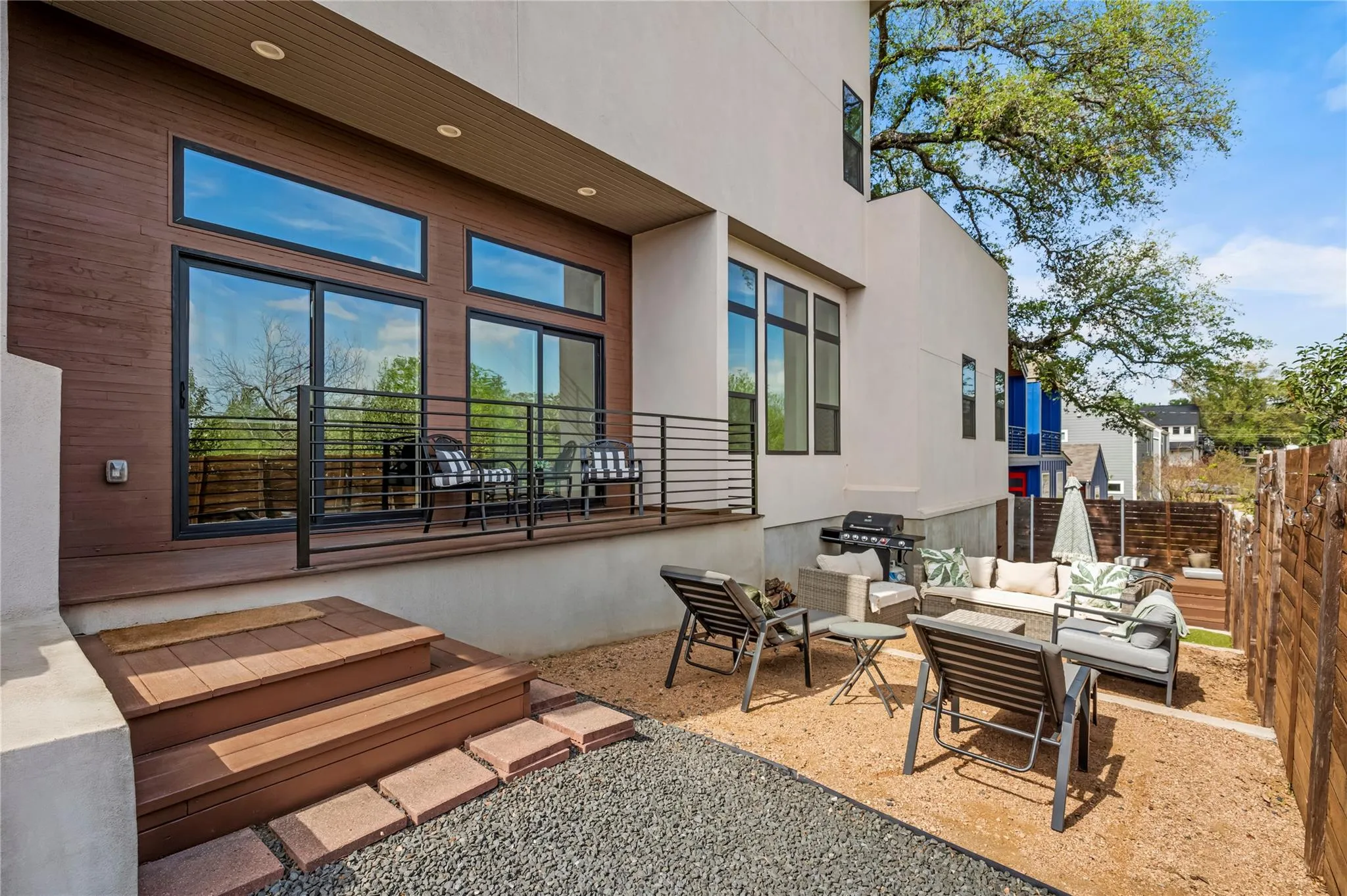 Photo of 4400 MOUNT VERNON DR #B, Austin, TX, 78745