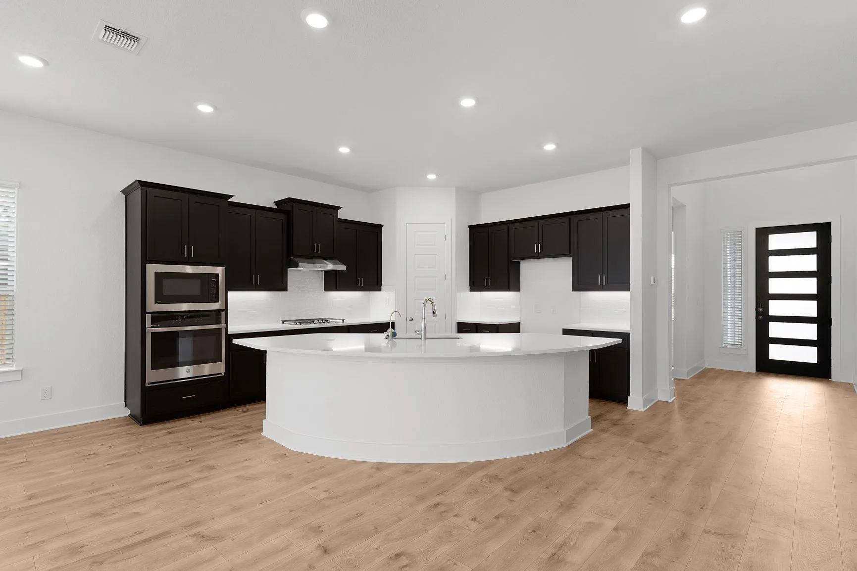 Photo 5 of 224 MONTECIDO DR