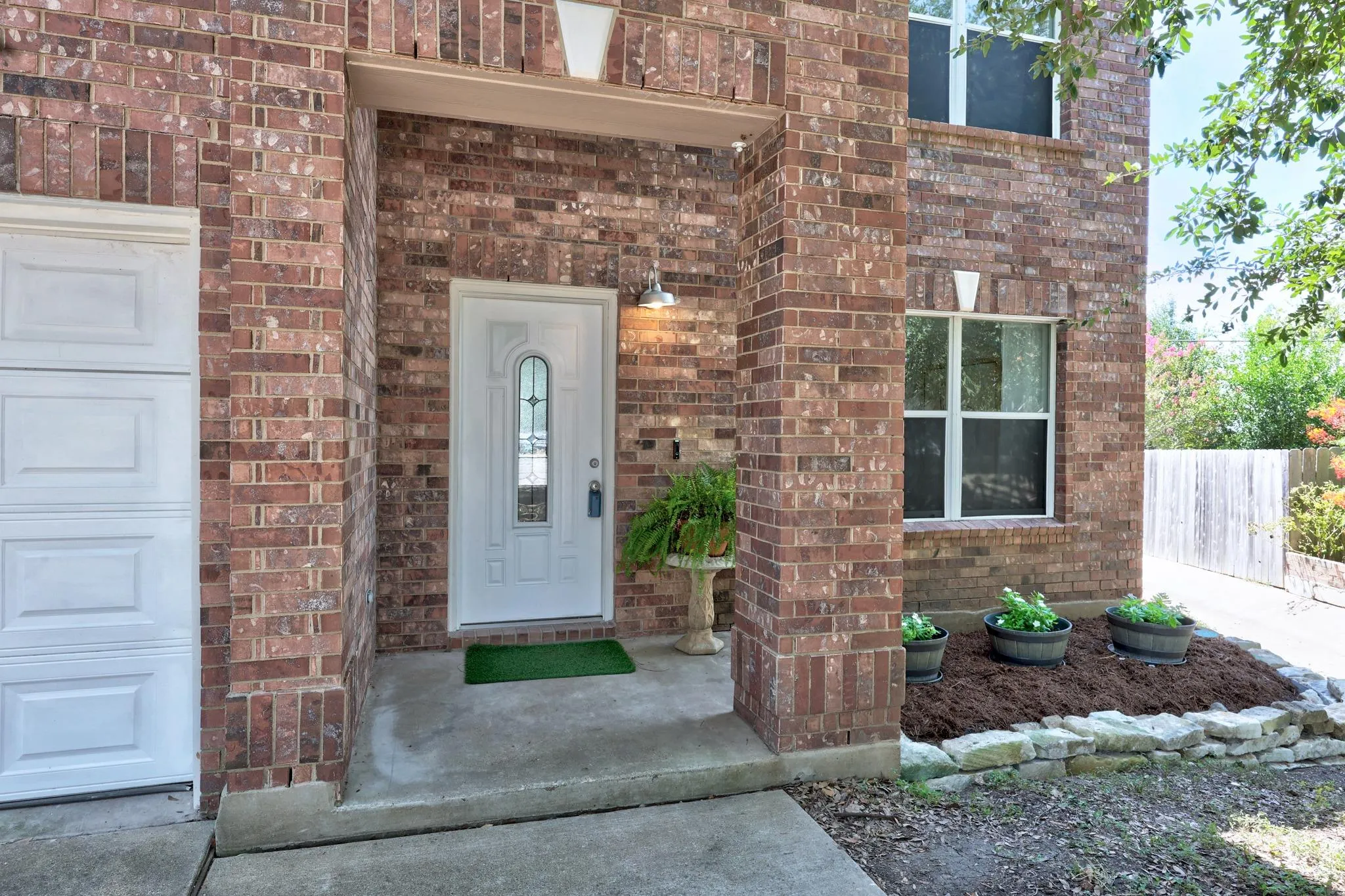 Photo 2 of 113 BEXAR FOREST CV