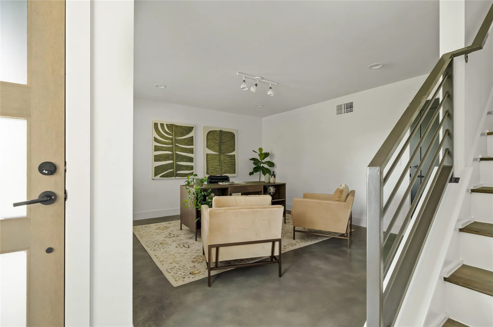 Photo 2 of 3700 CLAWSON RD #301