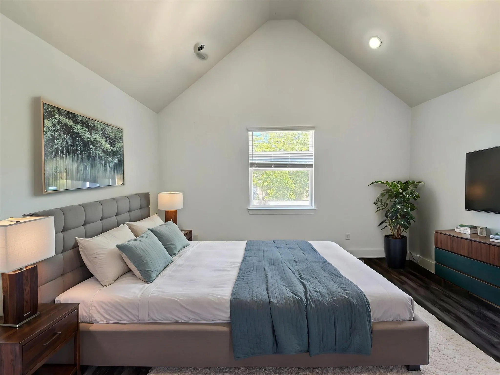 Photo 4 of 6406 FELIX AVE #2