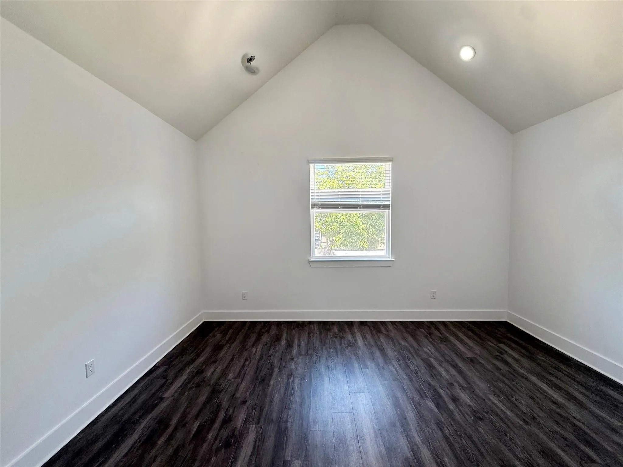 Photo 5 of 6406 FELIX AVE #2