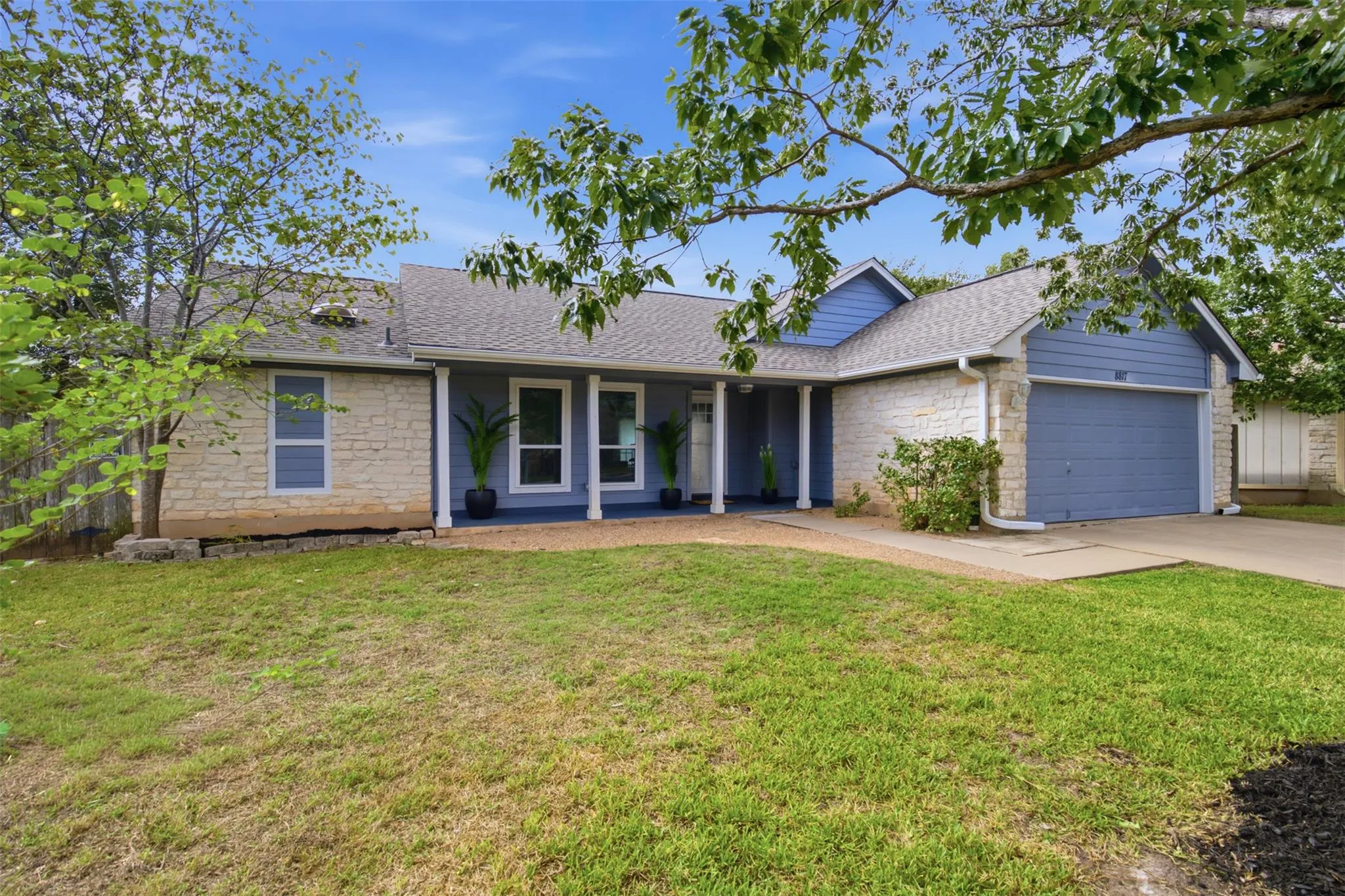 Photo of 8817 BLACK OAK ST, Austin, TX, 78729