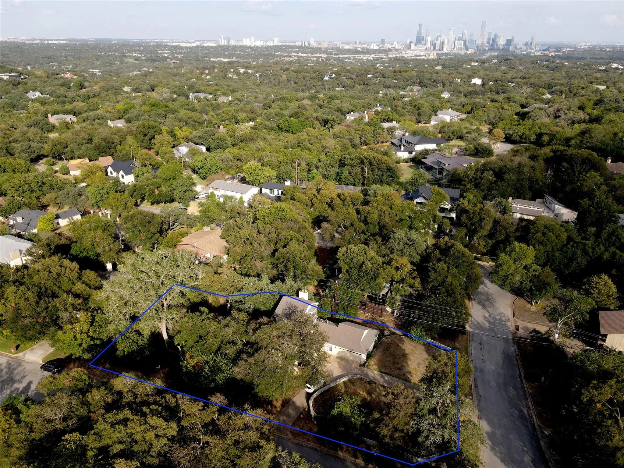 Photo of 501 WESTBROOK DR, Austin, TX, 78746