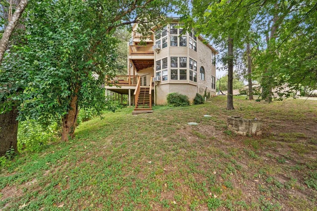 Photo 5 of 501 WESTBROOK DR