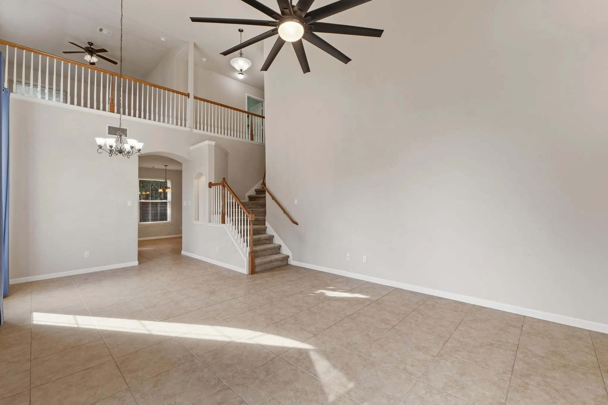 Photo 5 of 1625 ROCKLAND DR