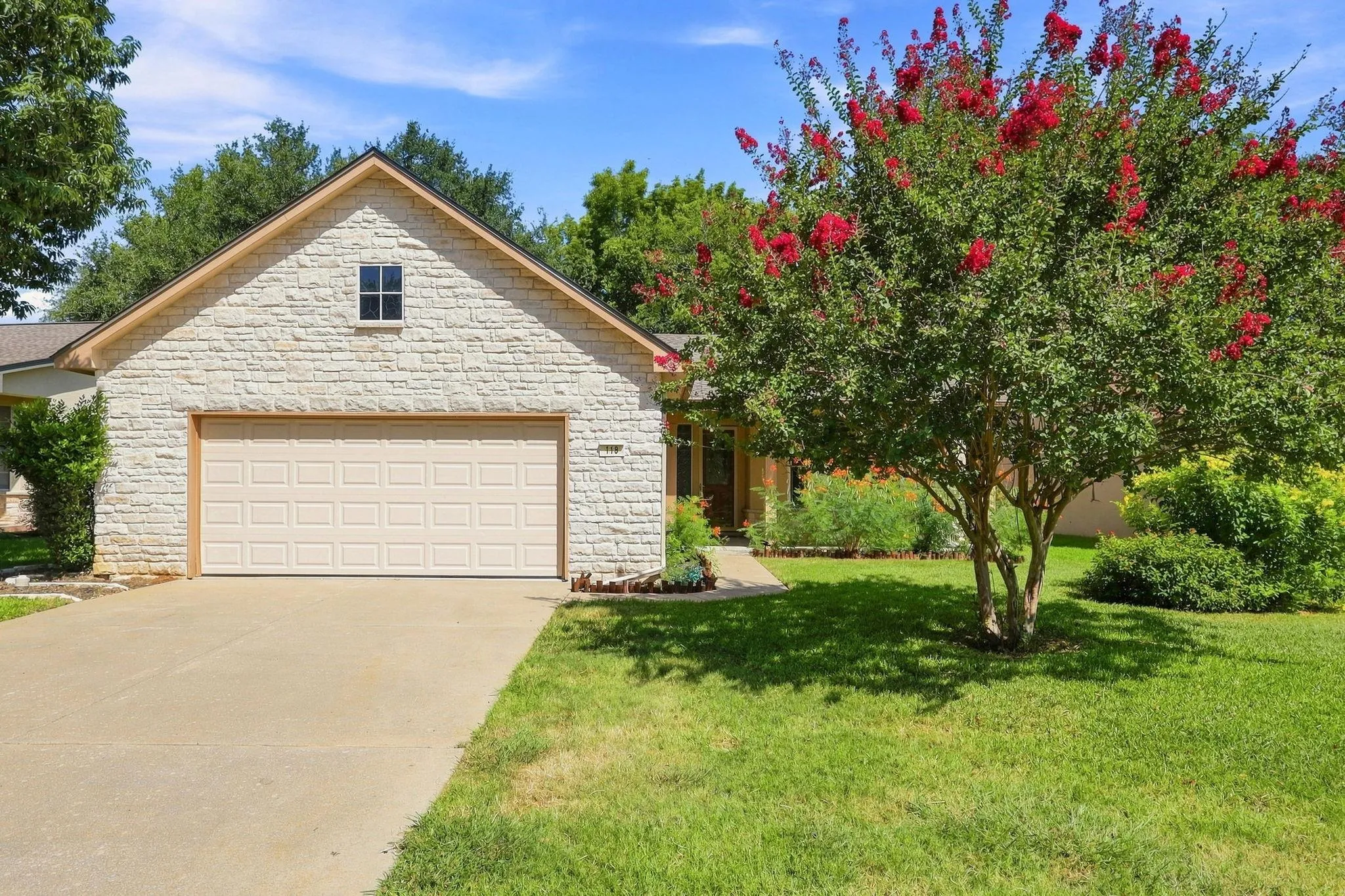 Photo of 118 BASS ST, Georgetown, TX, 78633
