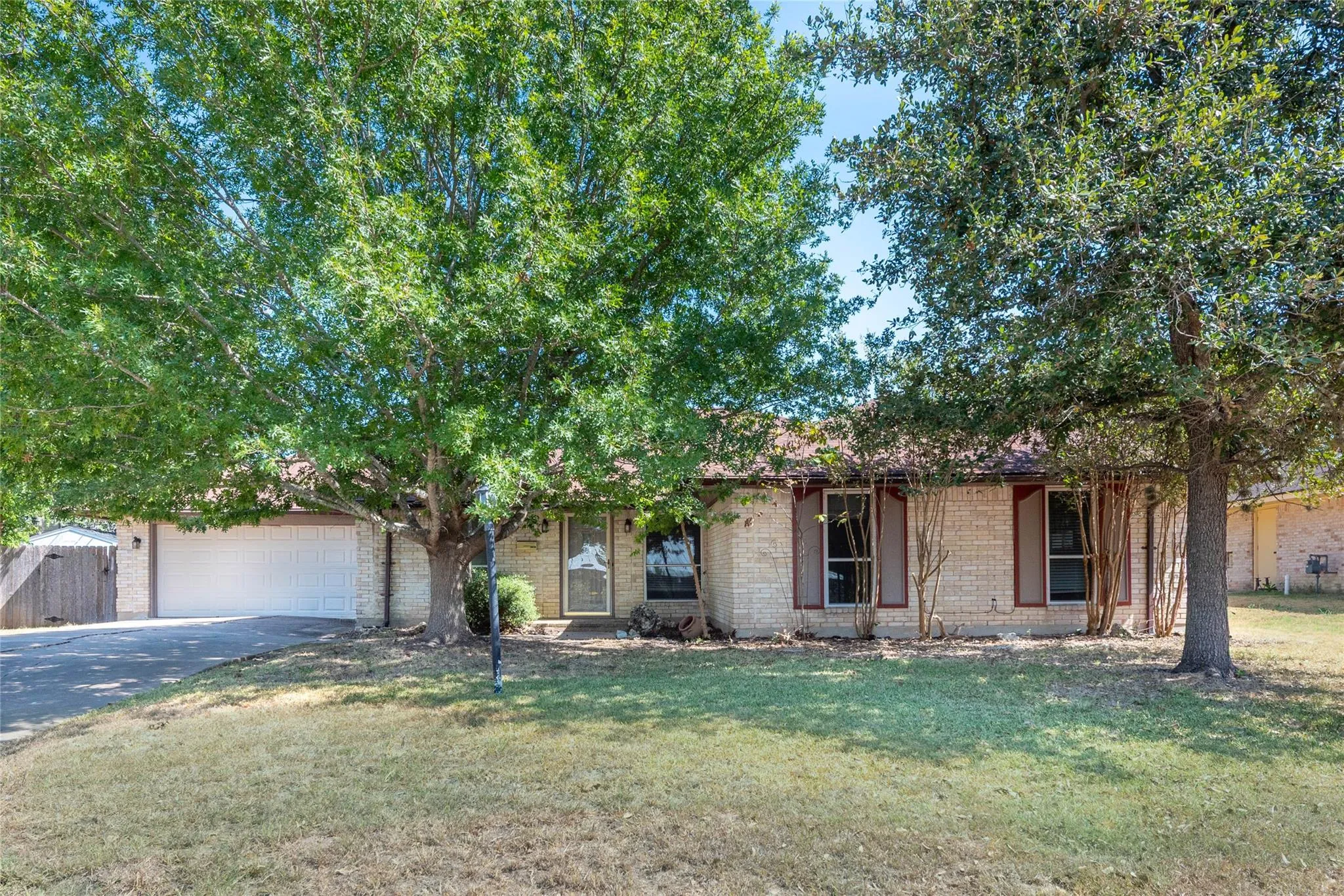 Photo of 5505 PENDLETON LN, Austin, TX, 78723
