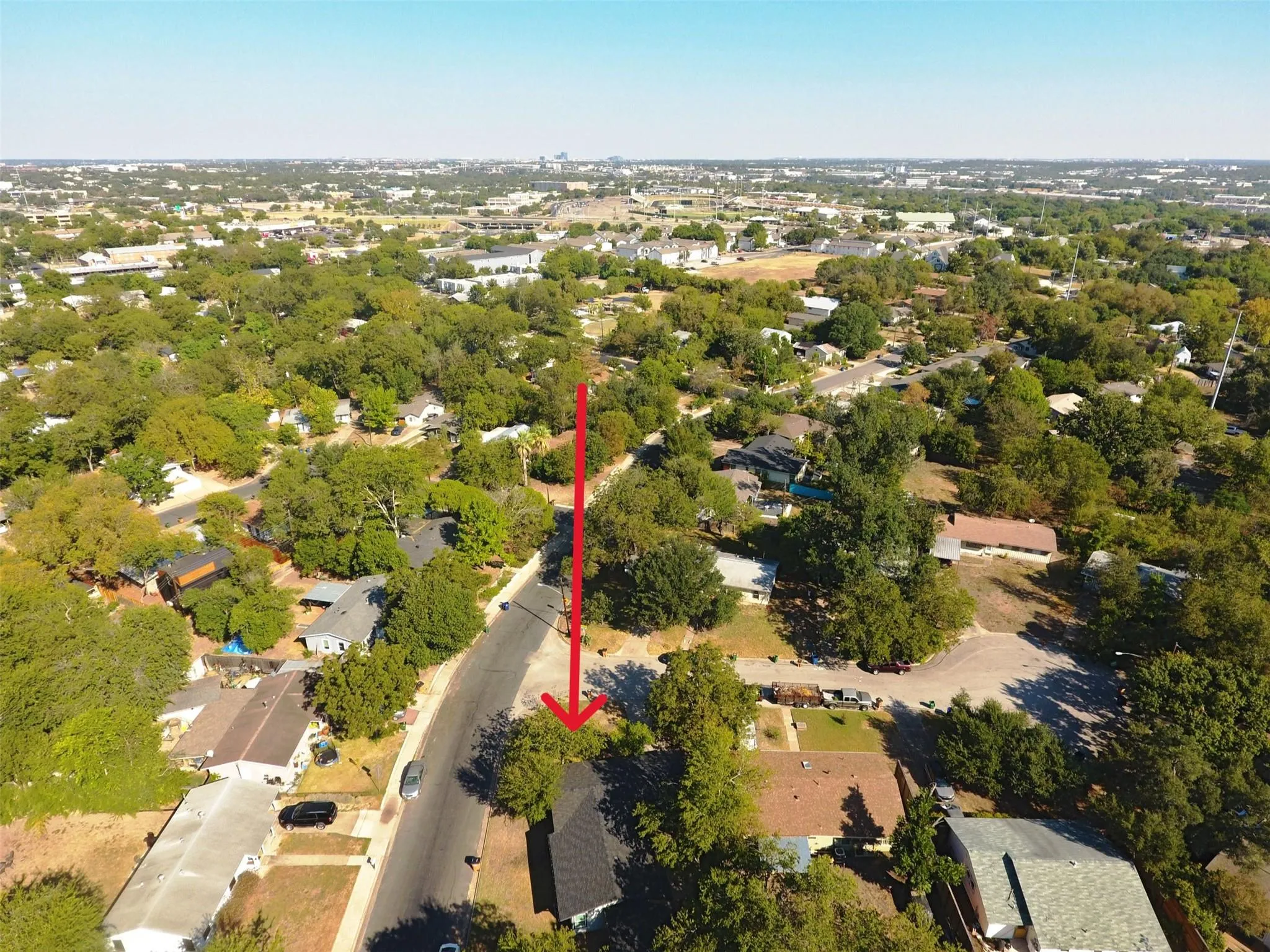 Photo of 2101 BENWICK CIR #B, Austin, 78723