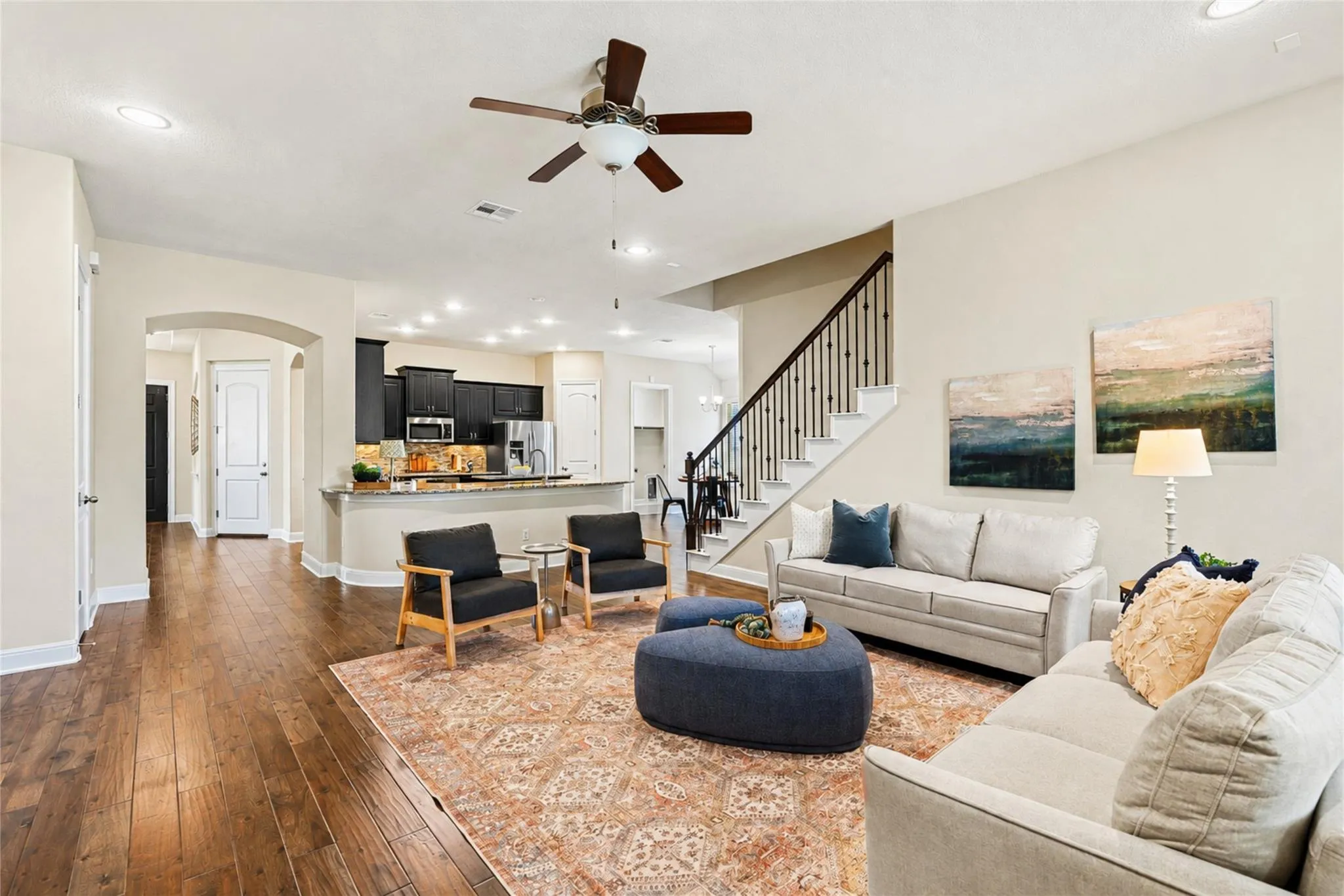 Photo 2 of 2712 MAZARO WAY