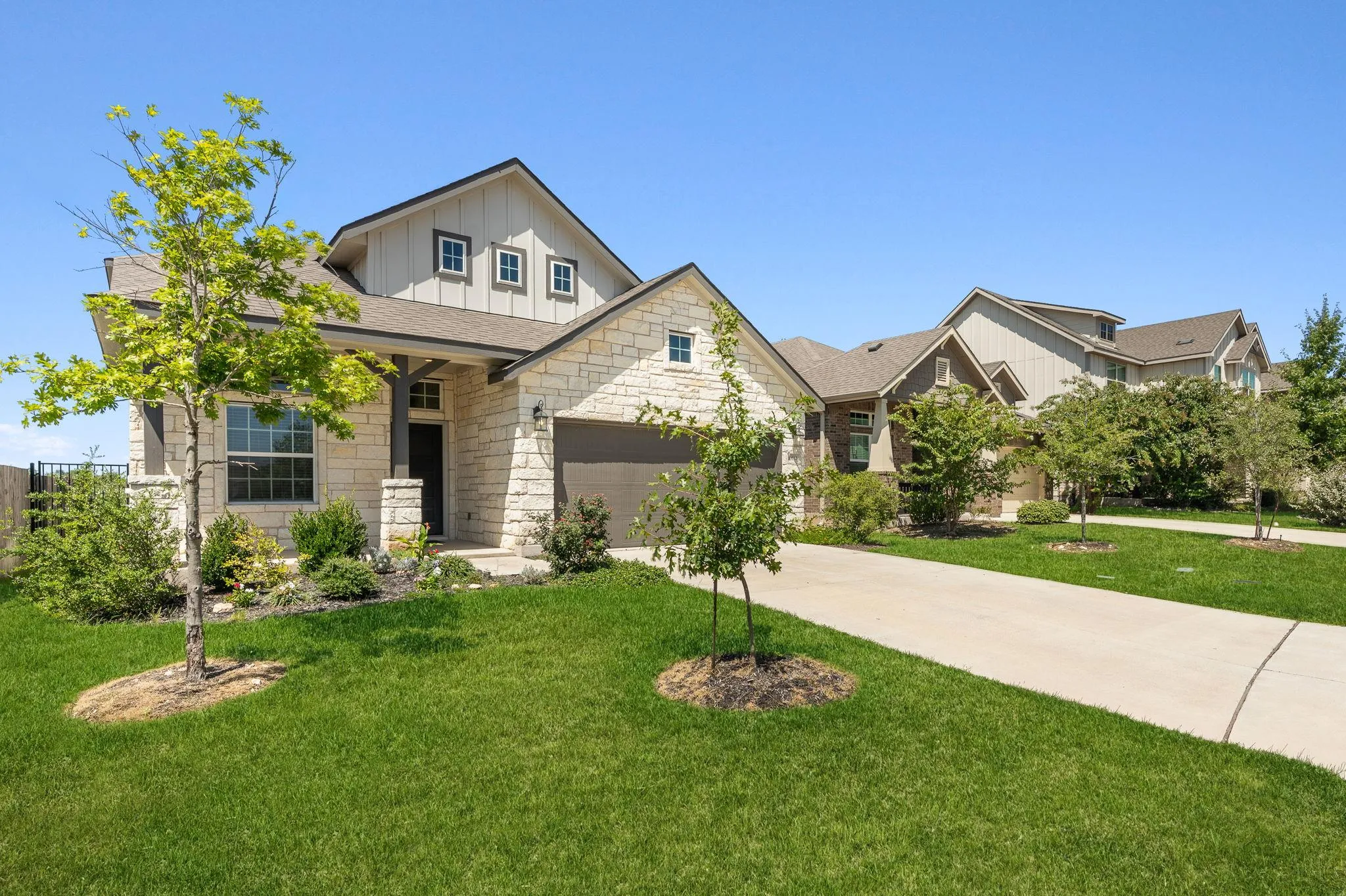 Photo of 612 SATURNIA DR, Georgetown, TX, 78628