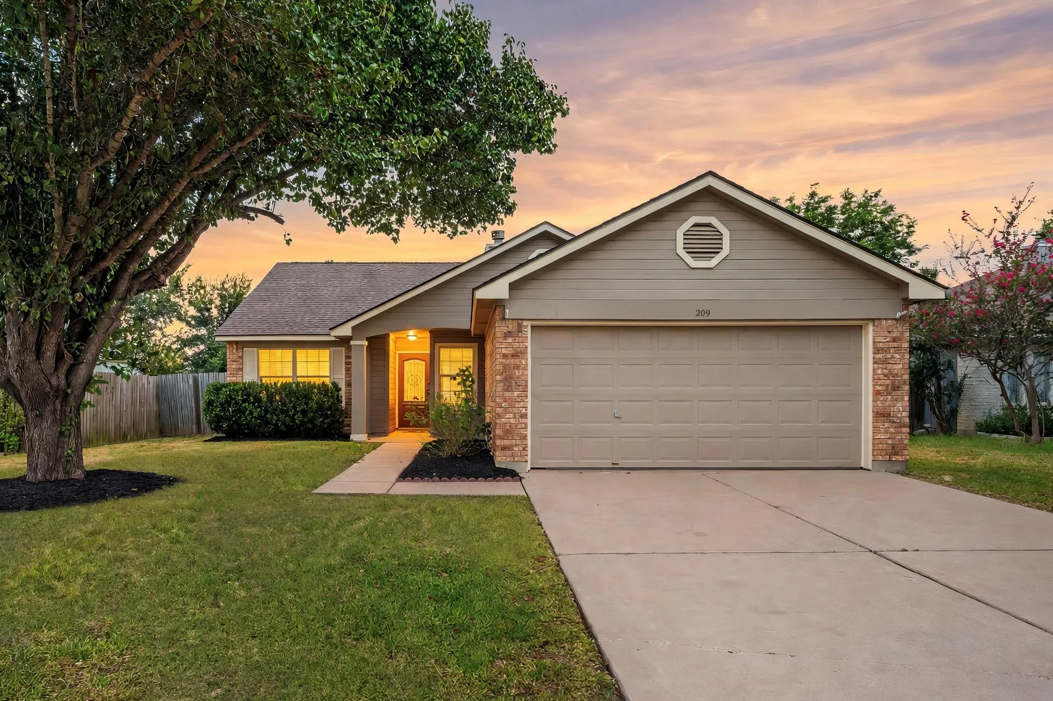 Photo of 209 CLARKS WAY, Hutto, TX, 78634