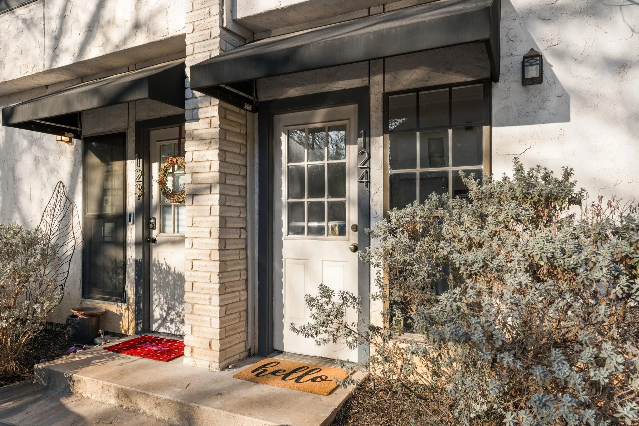 Photo 5 of 1307 KINNEY AVE #124