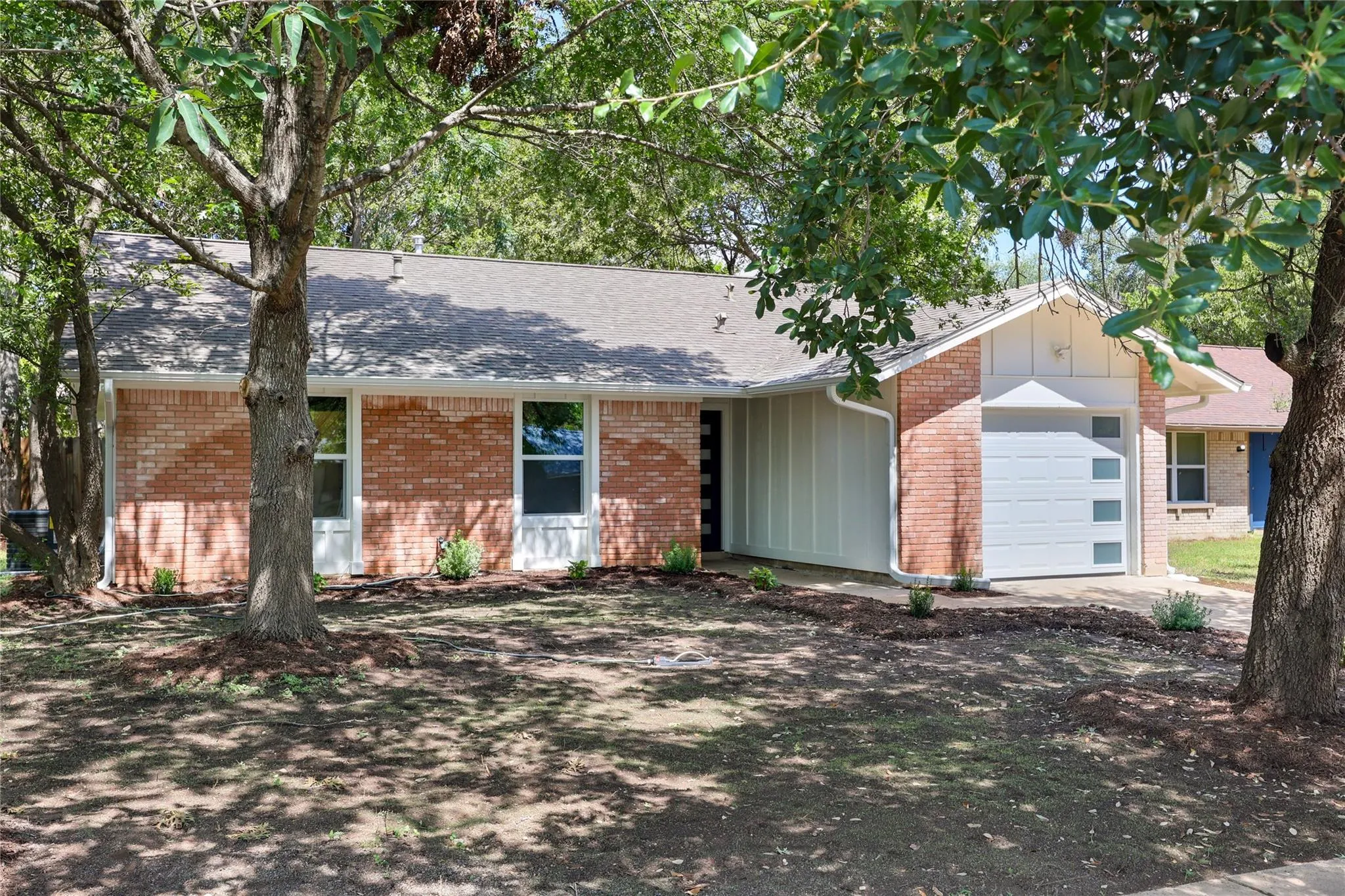 Photo 5 of 2333 ALDFORD DR