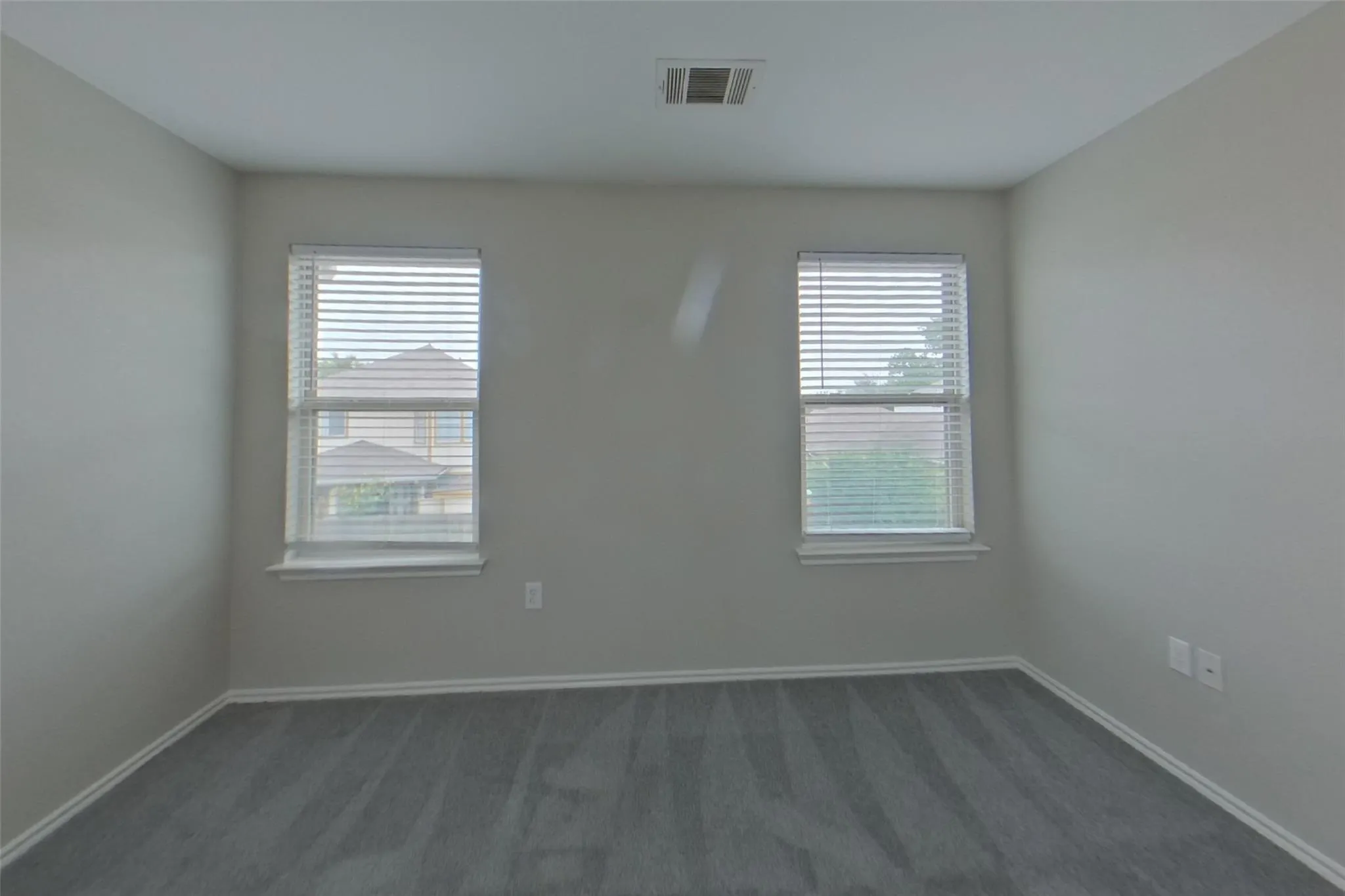Photo 5 of 15102 VERELA DR