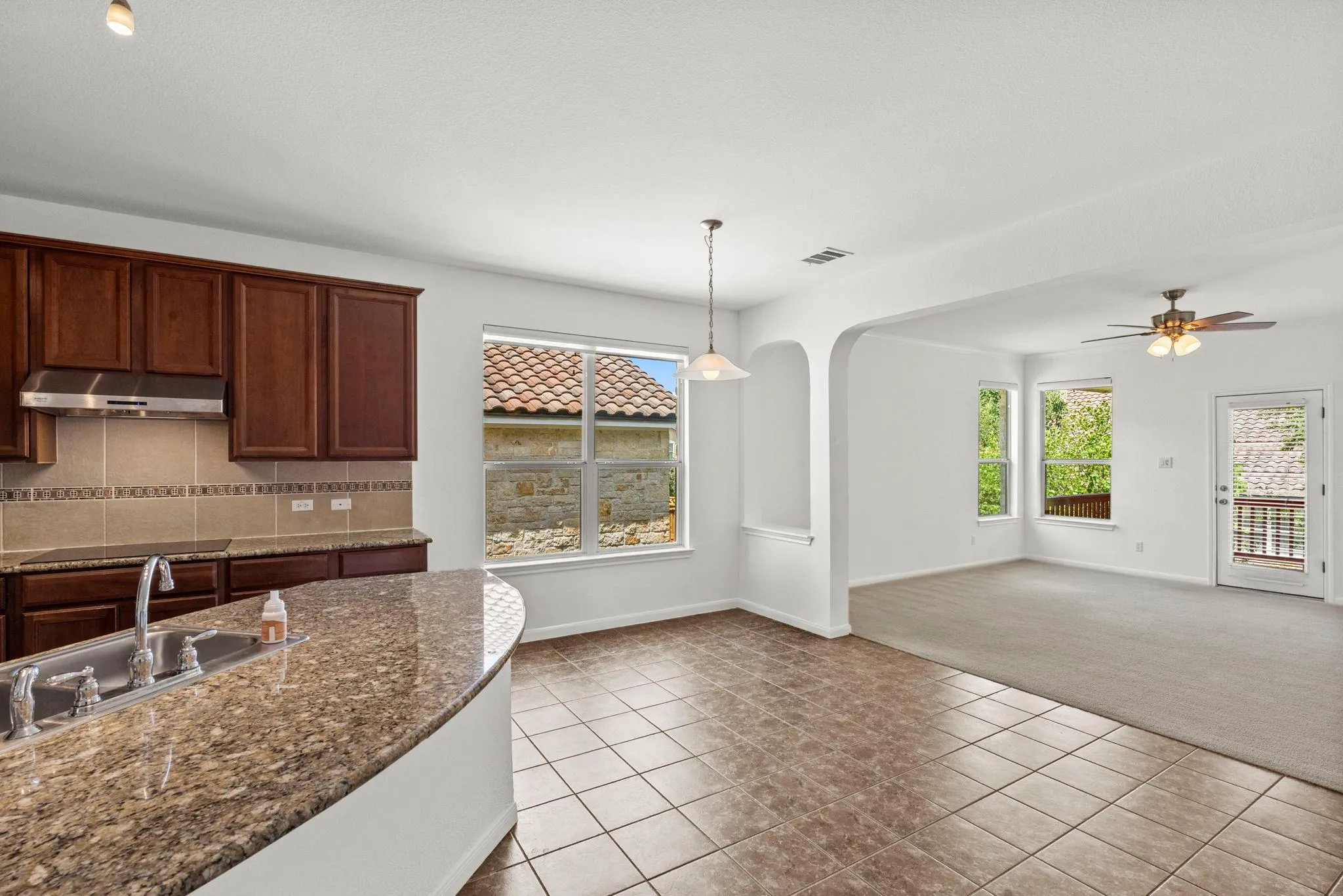 Photo 4 of 14505 BROADWINGED HAWK DR