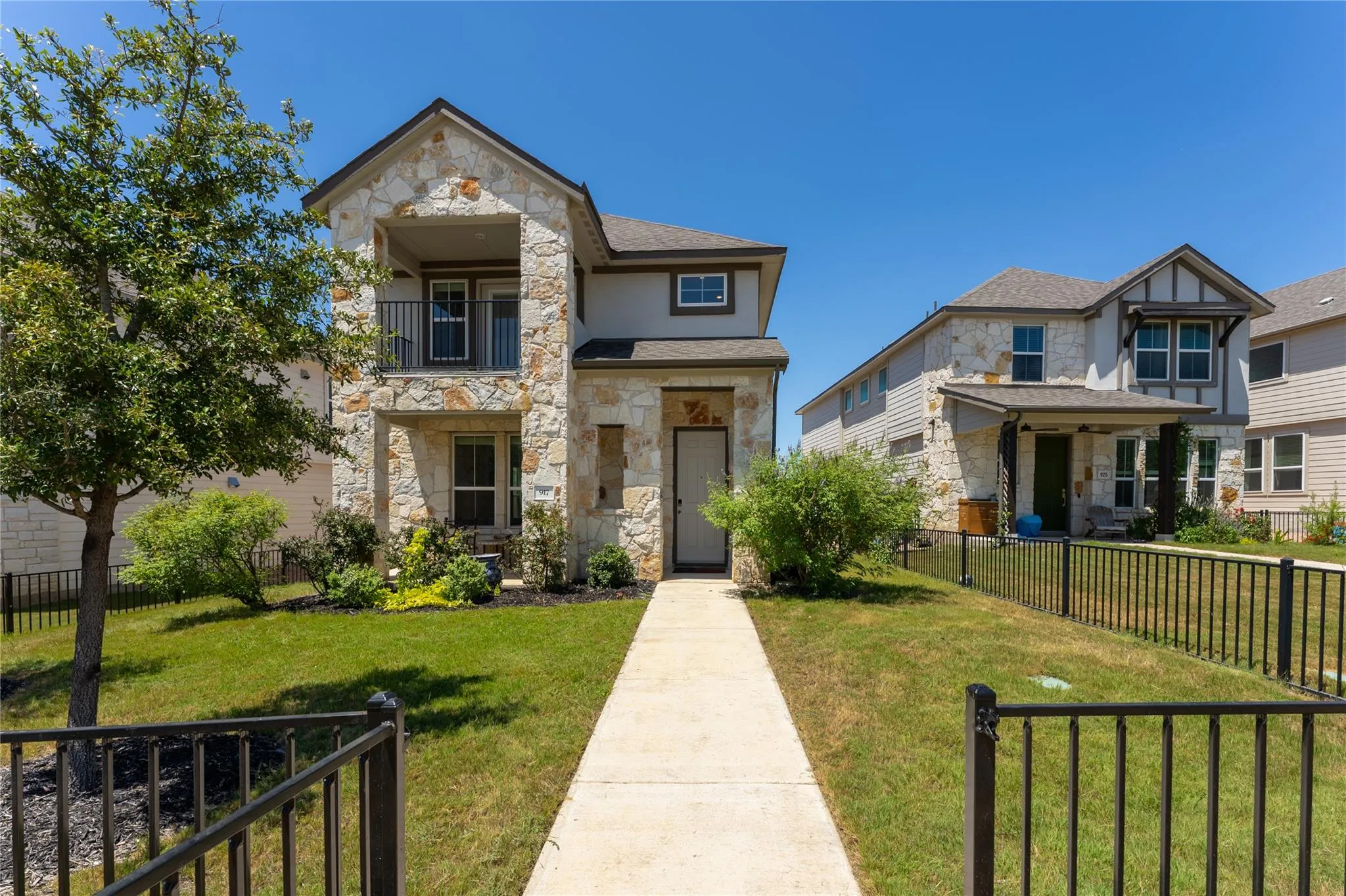 Photo of 917 LONE PEAK WAY, Dripping Springs, TX, 78620