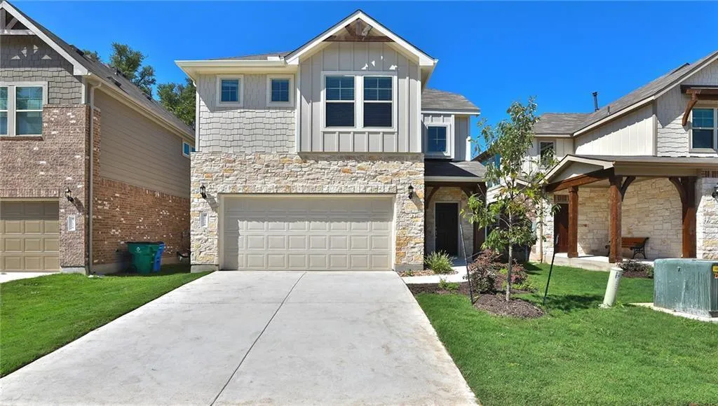 Photo of 10606 E TURNBULL LOOP #27, Austin, 78717