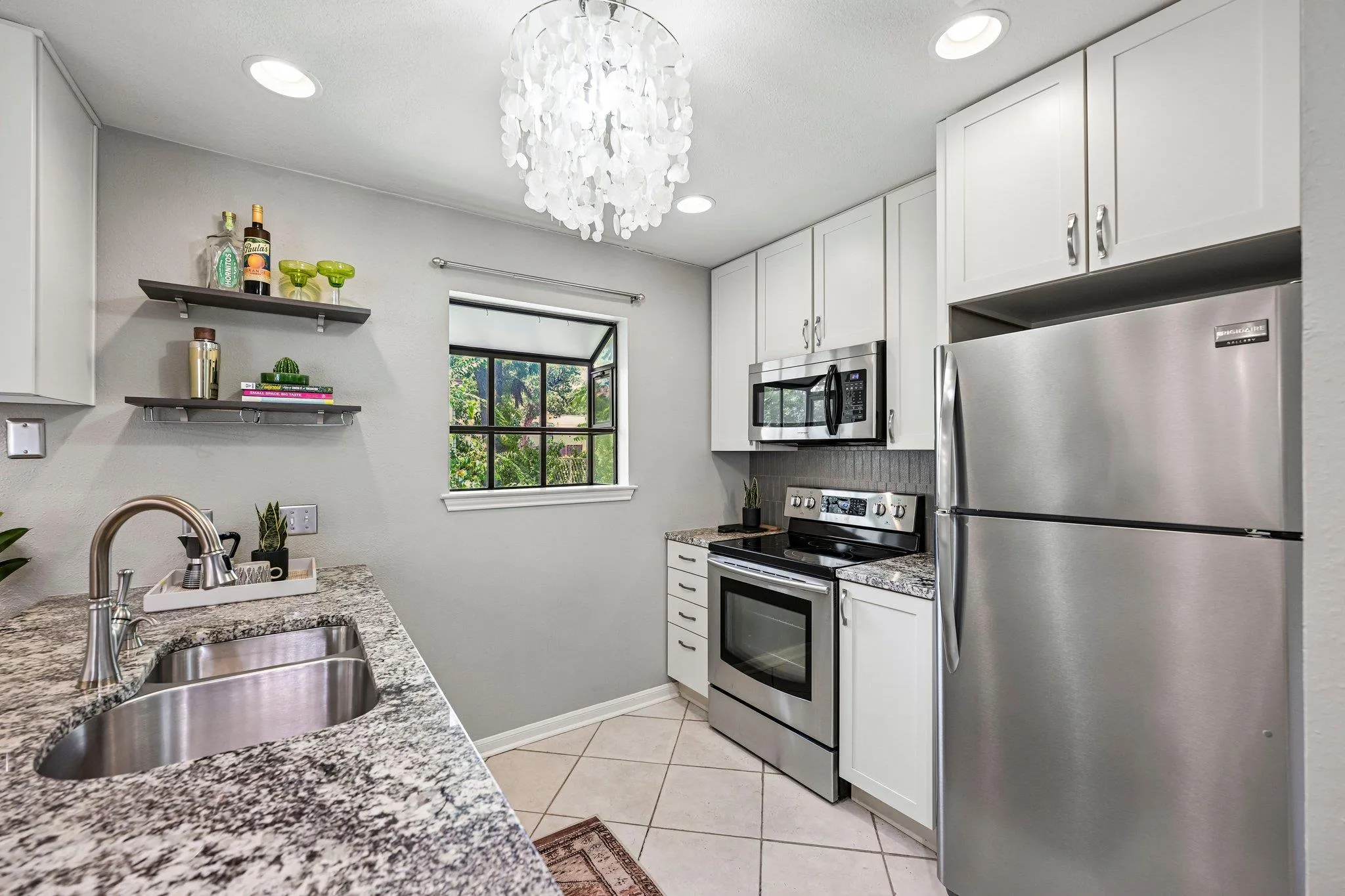 Photo 2 of 2412 ENFIELD RD #8