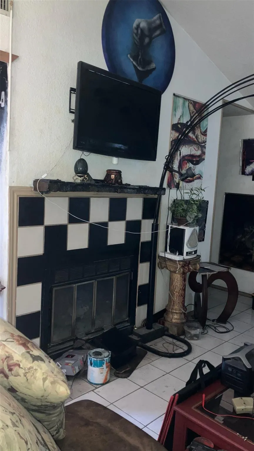 Photo 5 of 1110 FAIRLAWN CV