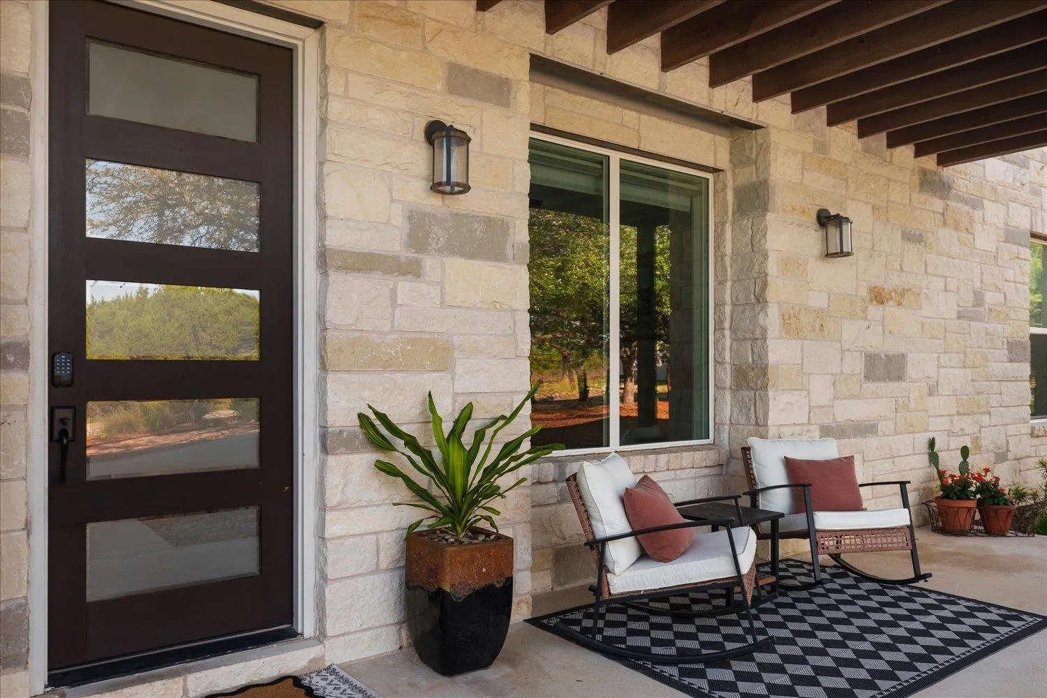 Photo 5 of 625B LAS COLINAS DR