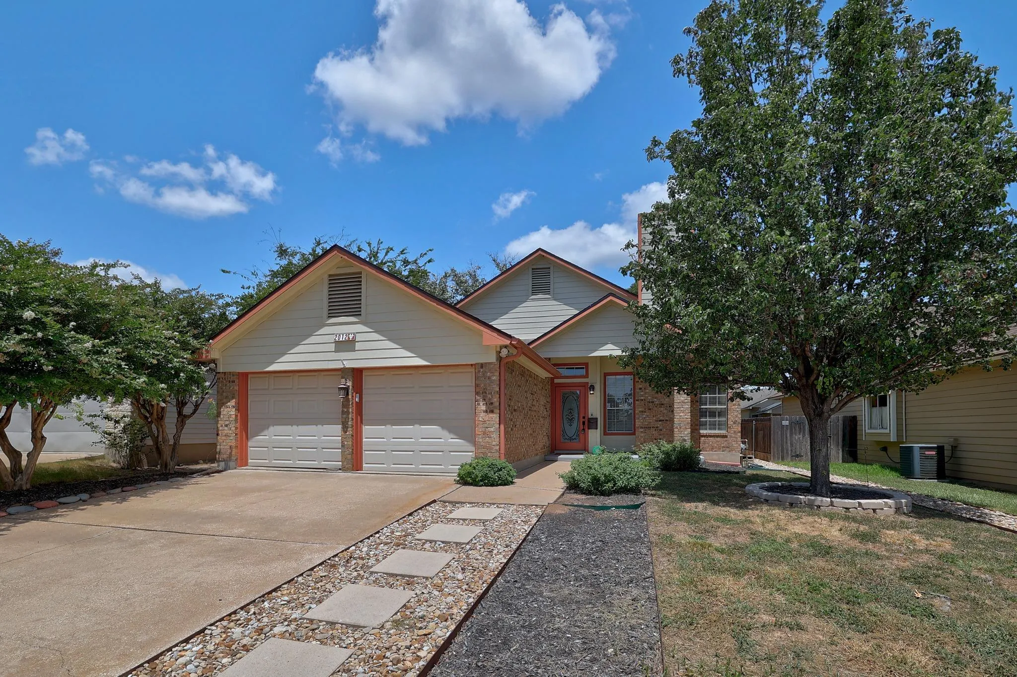 Photo of 2012 CASTLE VIEW DR, Austin, TX, 78728