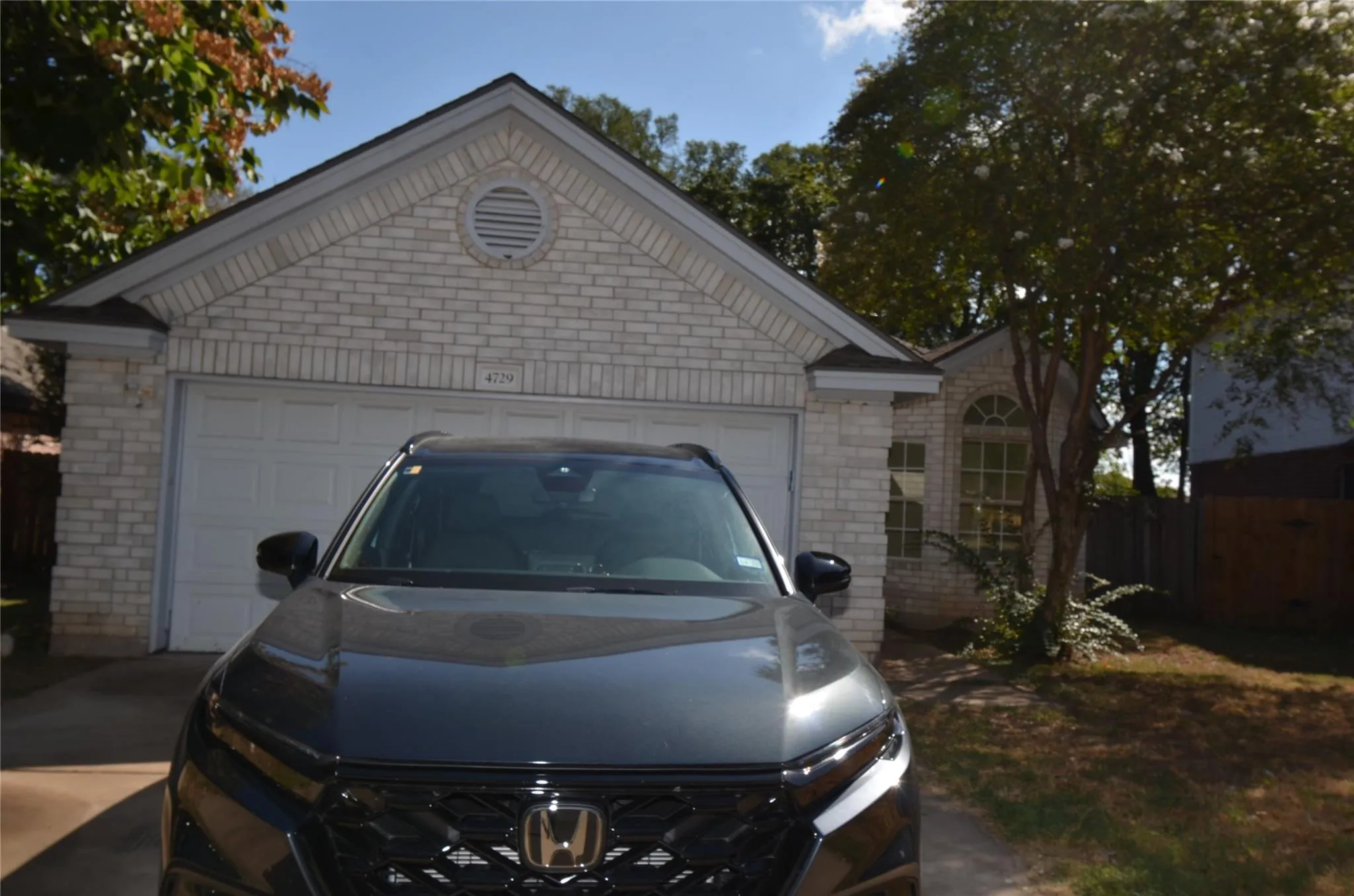 Photo of 4729 CASTLEMAN DR, Austin, 78725