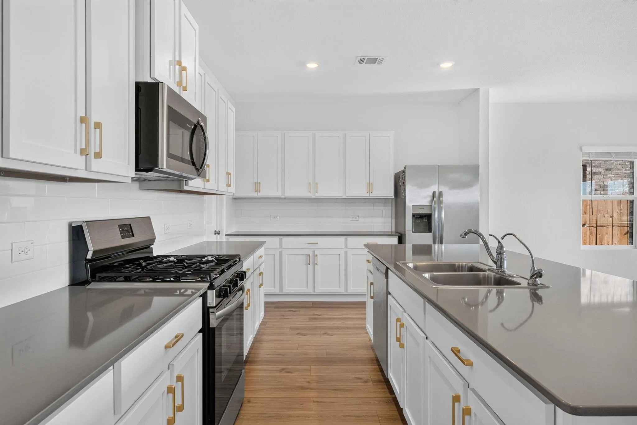 Photo 5 of 1265 AQUILLA DR