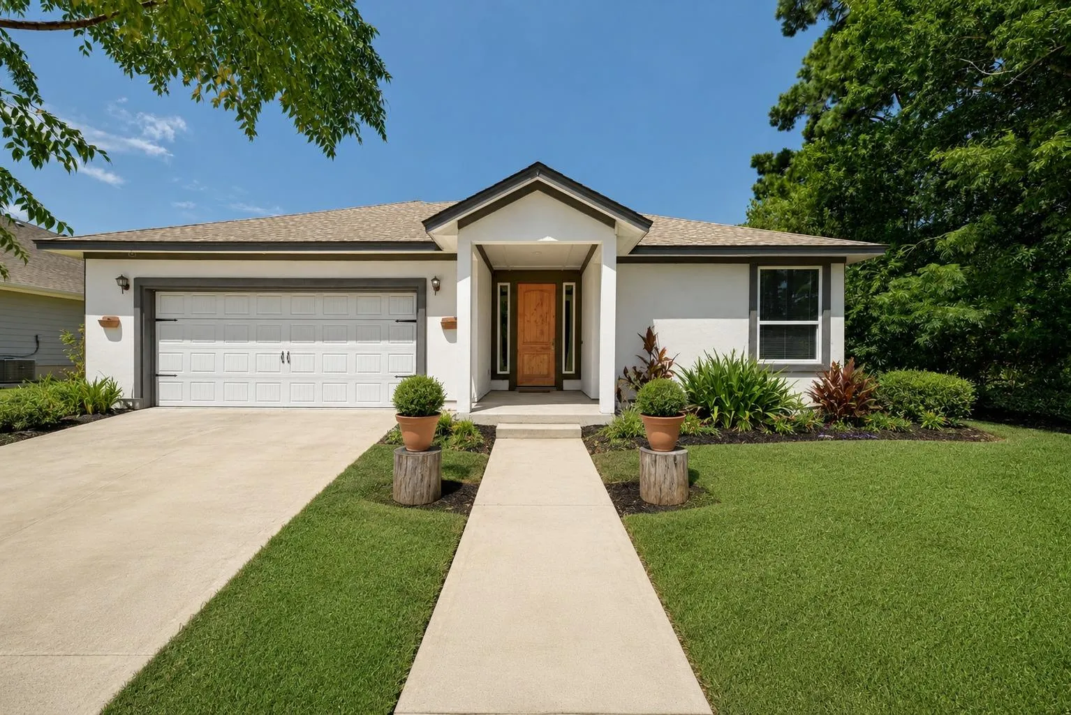 Photo of 210 TAHITIAN DRIVE DR, Bastrop, TX, 78602