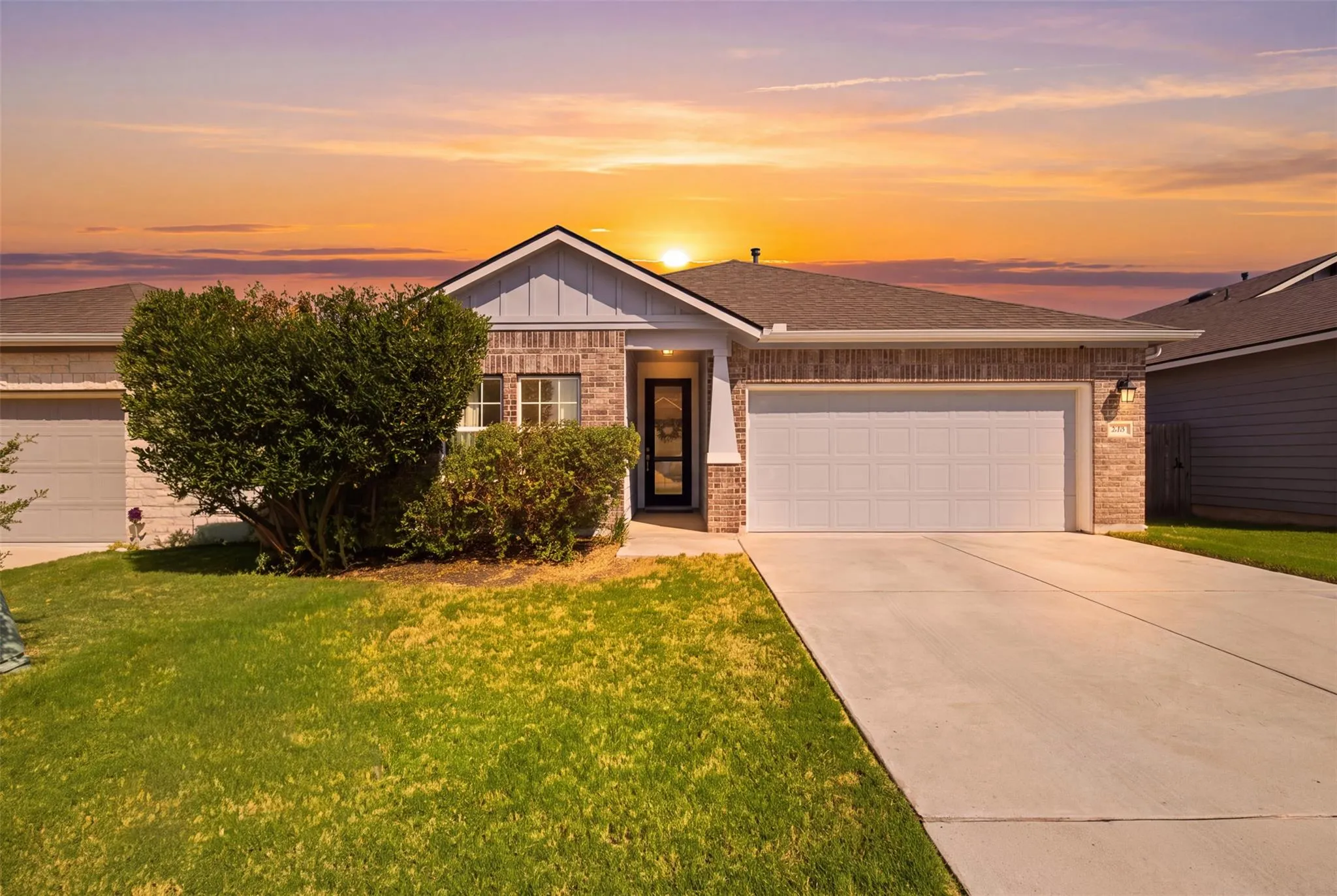 Photo of 208 WINDING HOLLOW LN, Georgetown, TX, 78628