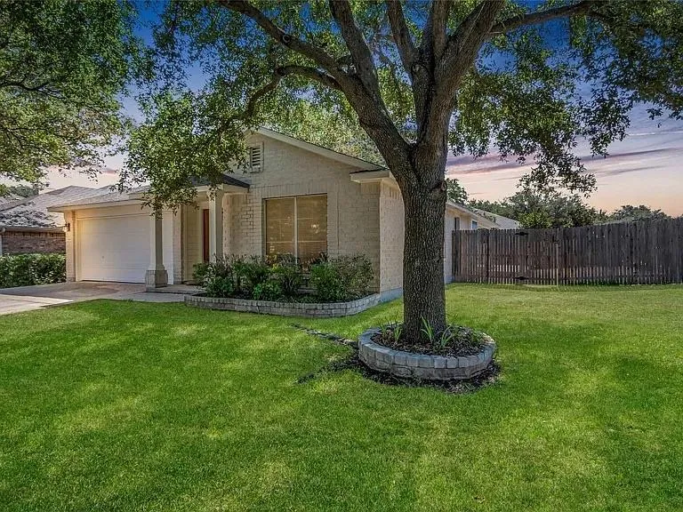 Photo of 16601 JADESTONE DR, Leander, TX, 78641