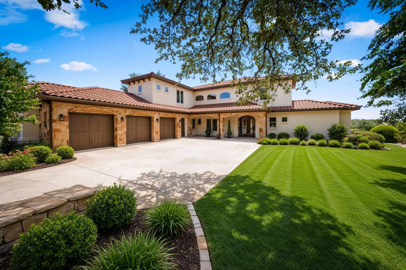 Photo 4 of 8001 MAGNOLIA RIDGE CV