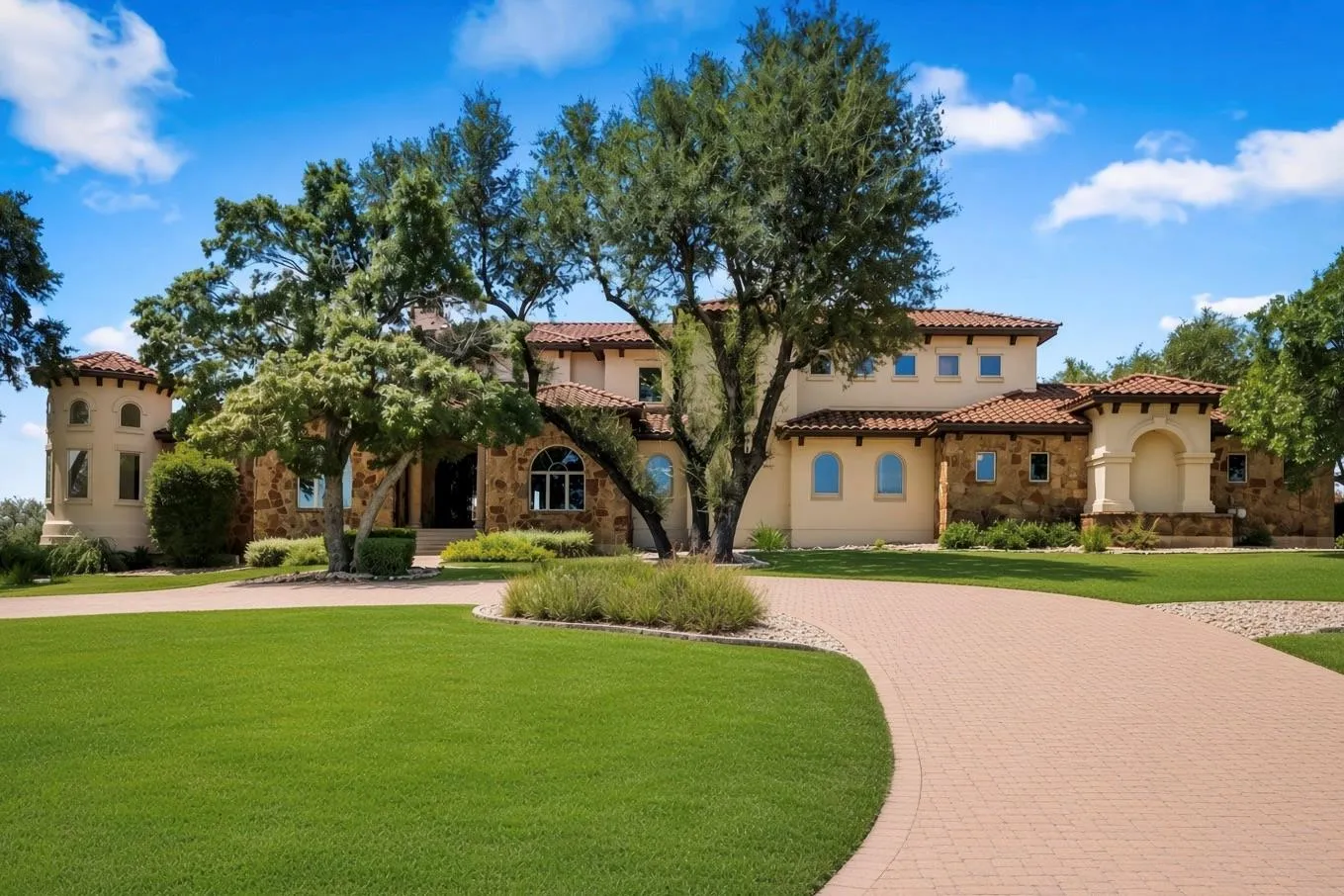 Photo of 8001 MAGNOLIA RIDGE CV, Austin, TX, 78738
