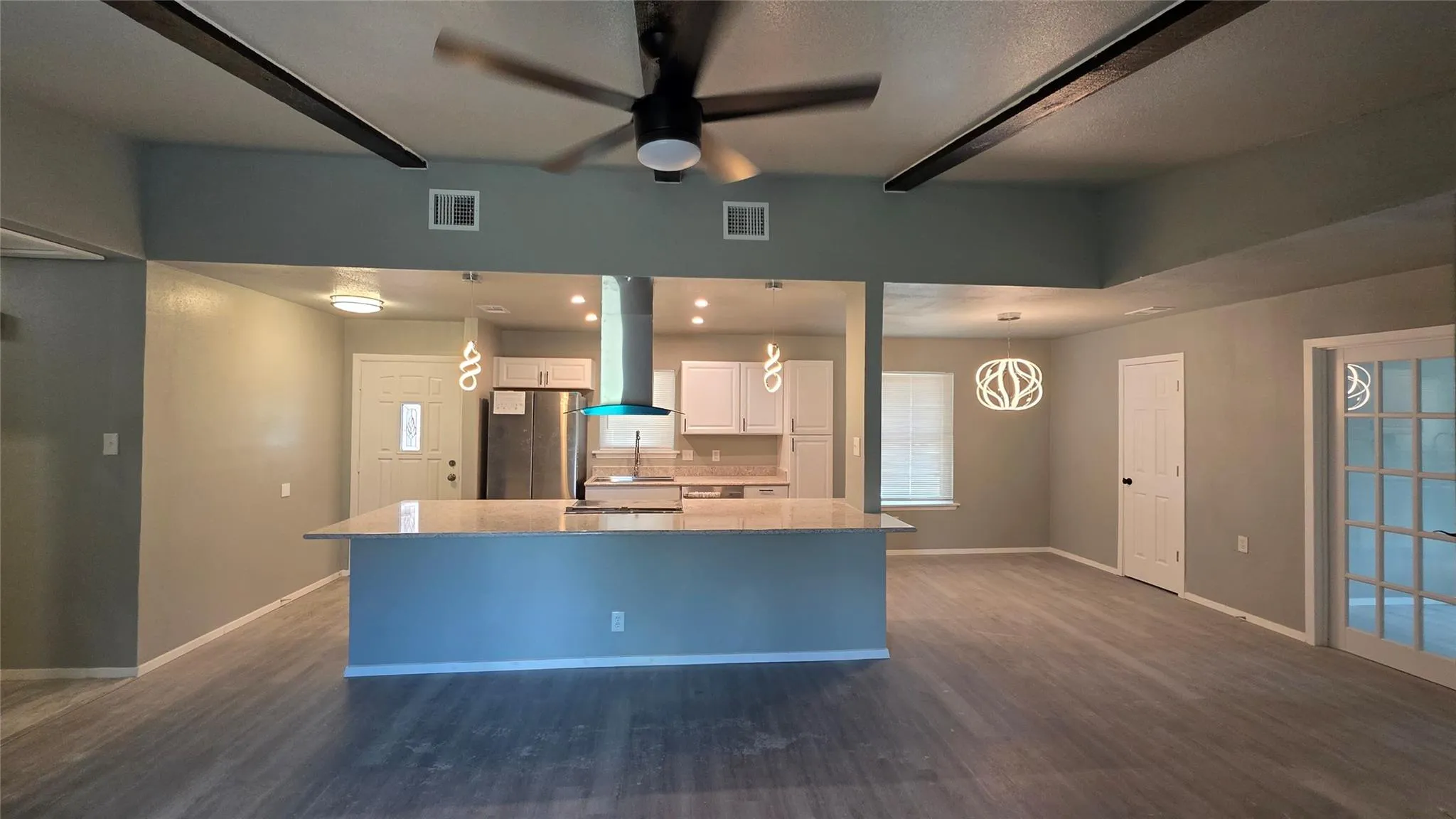 Photo 2 of 1108 GOBI DR