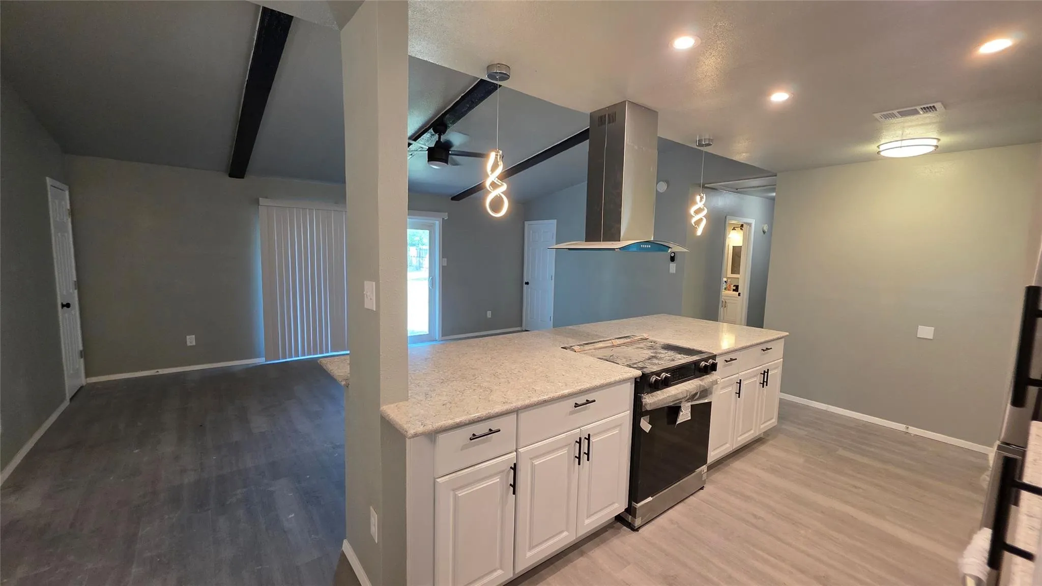 Photo 3 of 1108 GOBI DR