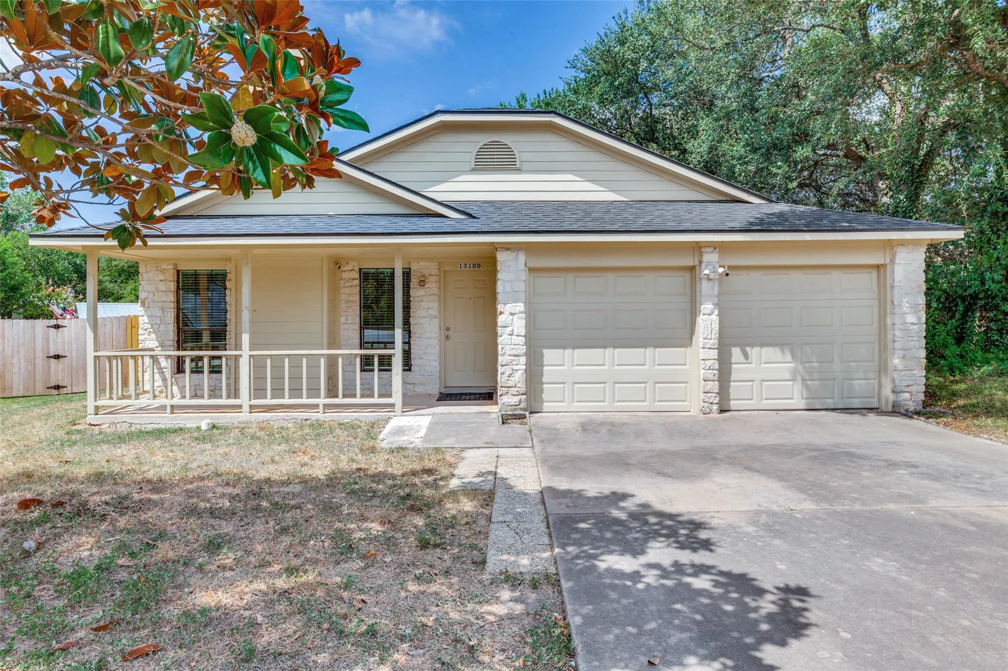 Photo of 13100 BILLIEM DR, Austin, TX, 78727