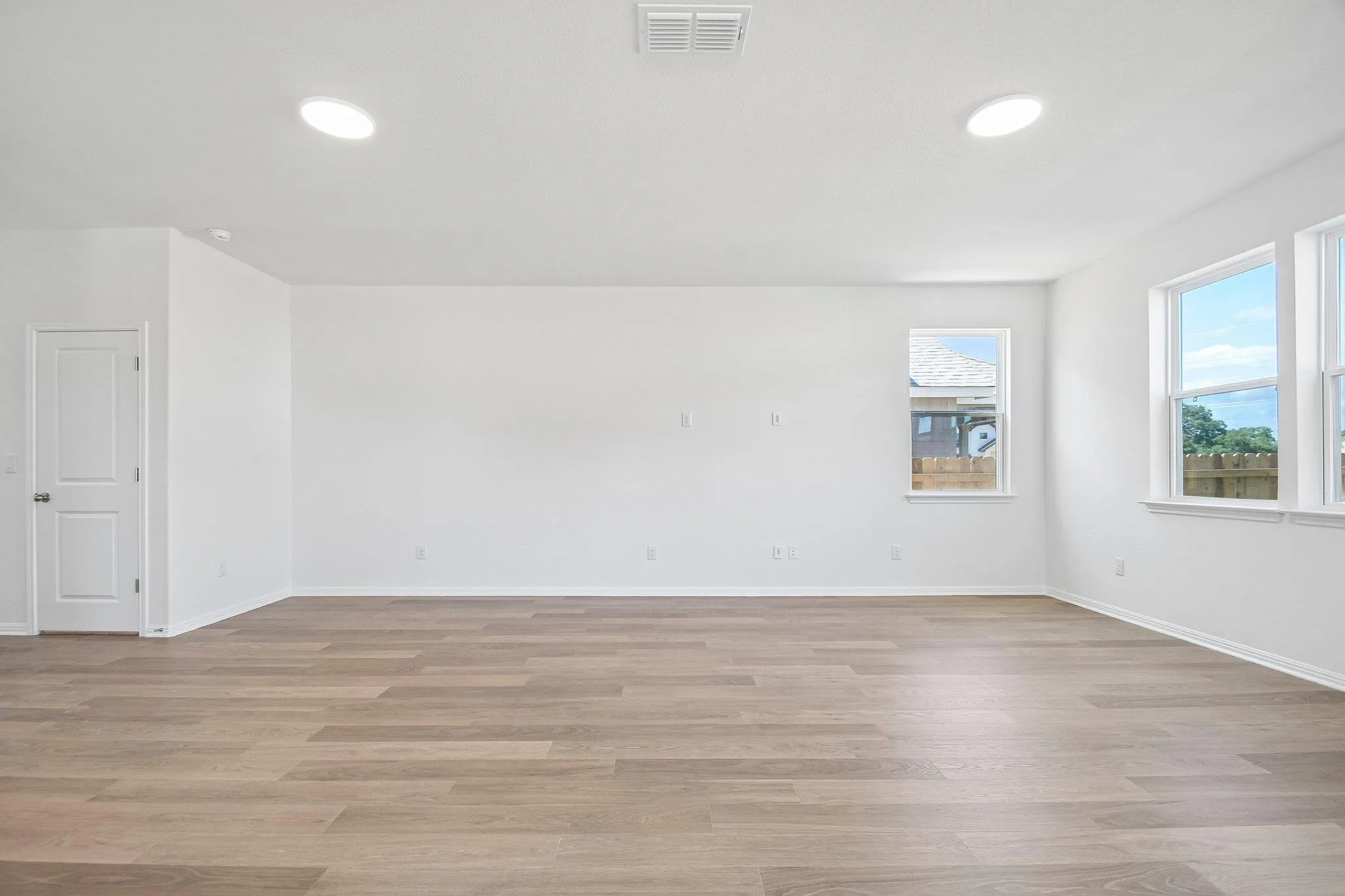 Photo 5 of 1506 CORSAC WAY