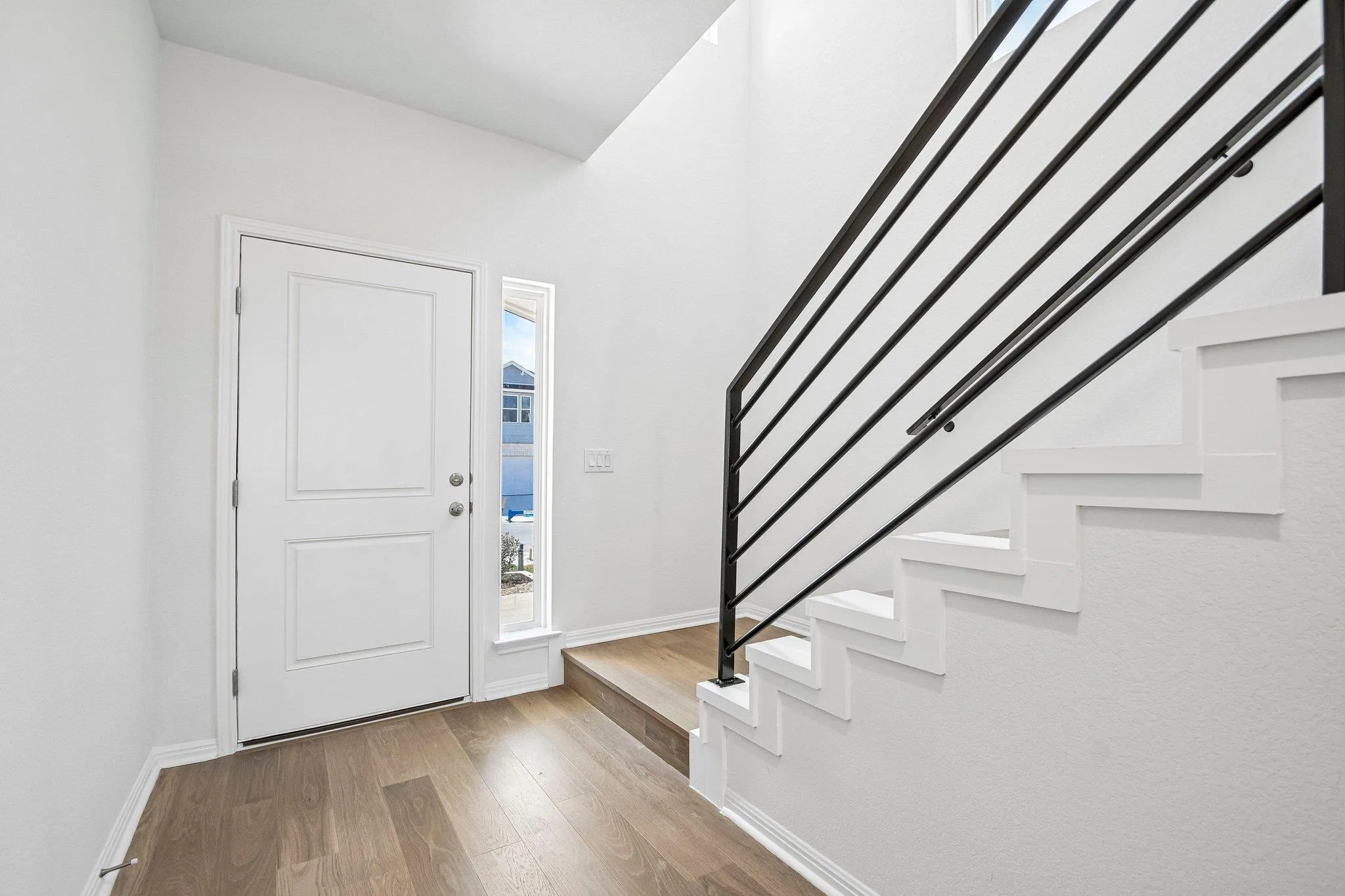 Photo 4 of 1506 CORSAC WAY