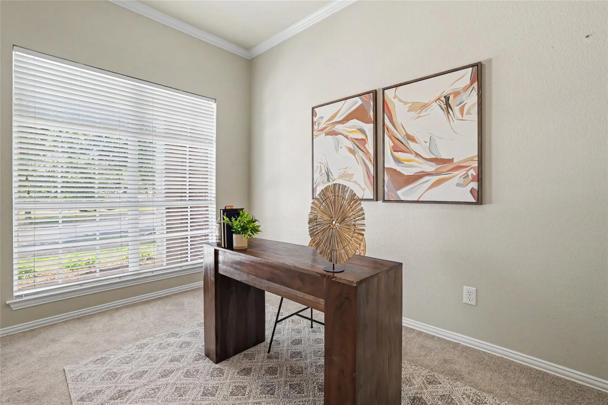 Photo 5 of 903 MADRONE DR