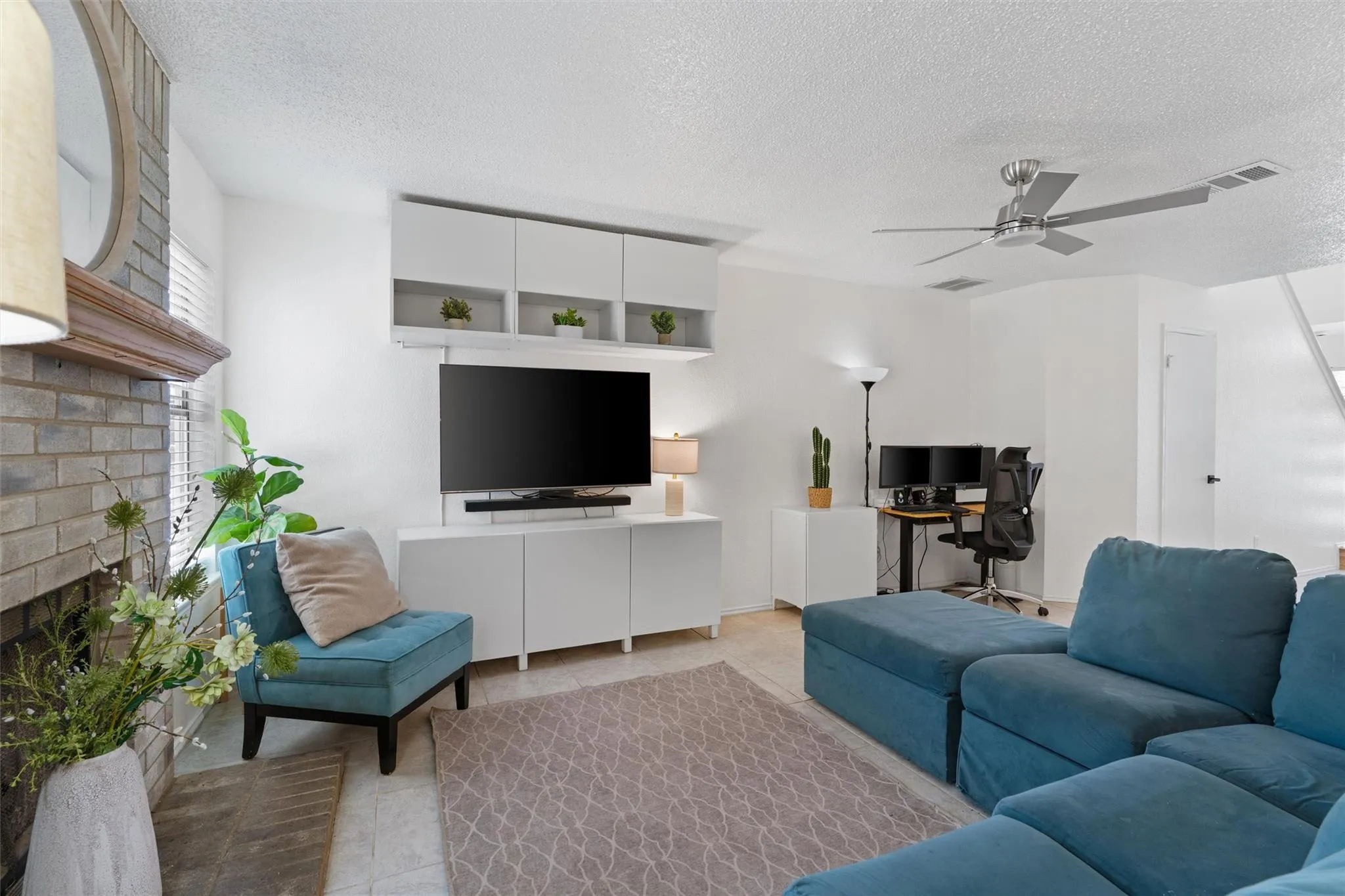Photo 3 of 14034 MARICELLA LN