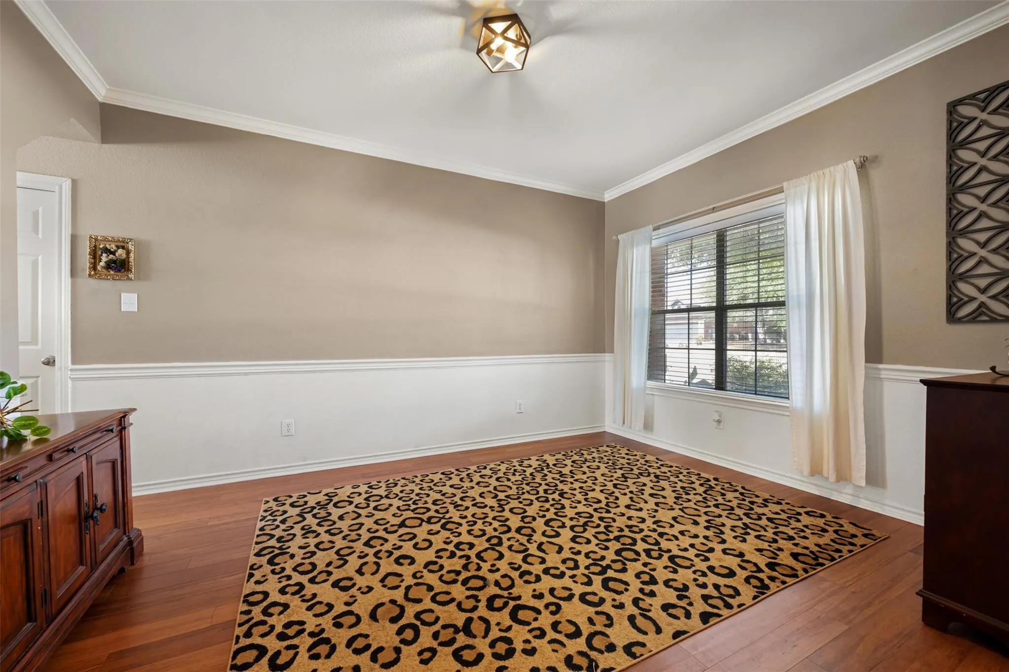 Photo 4 of 20117 TREYBURN LN