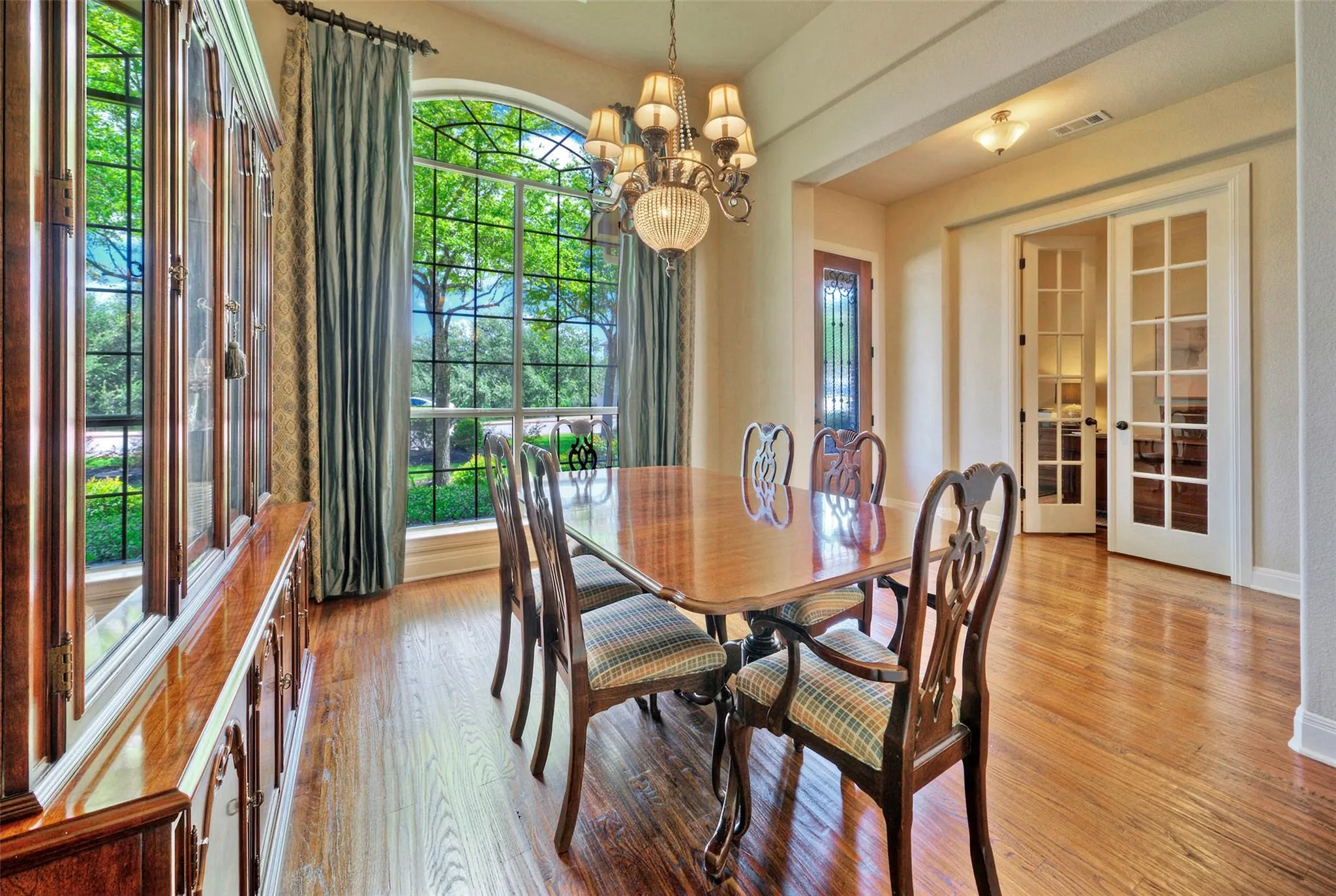 Photo 4 of 16225 ZAGROS WAY