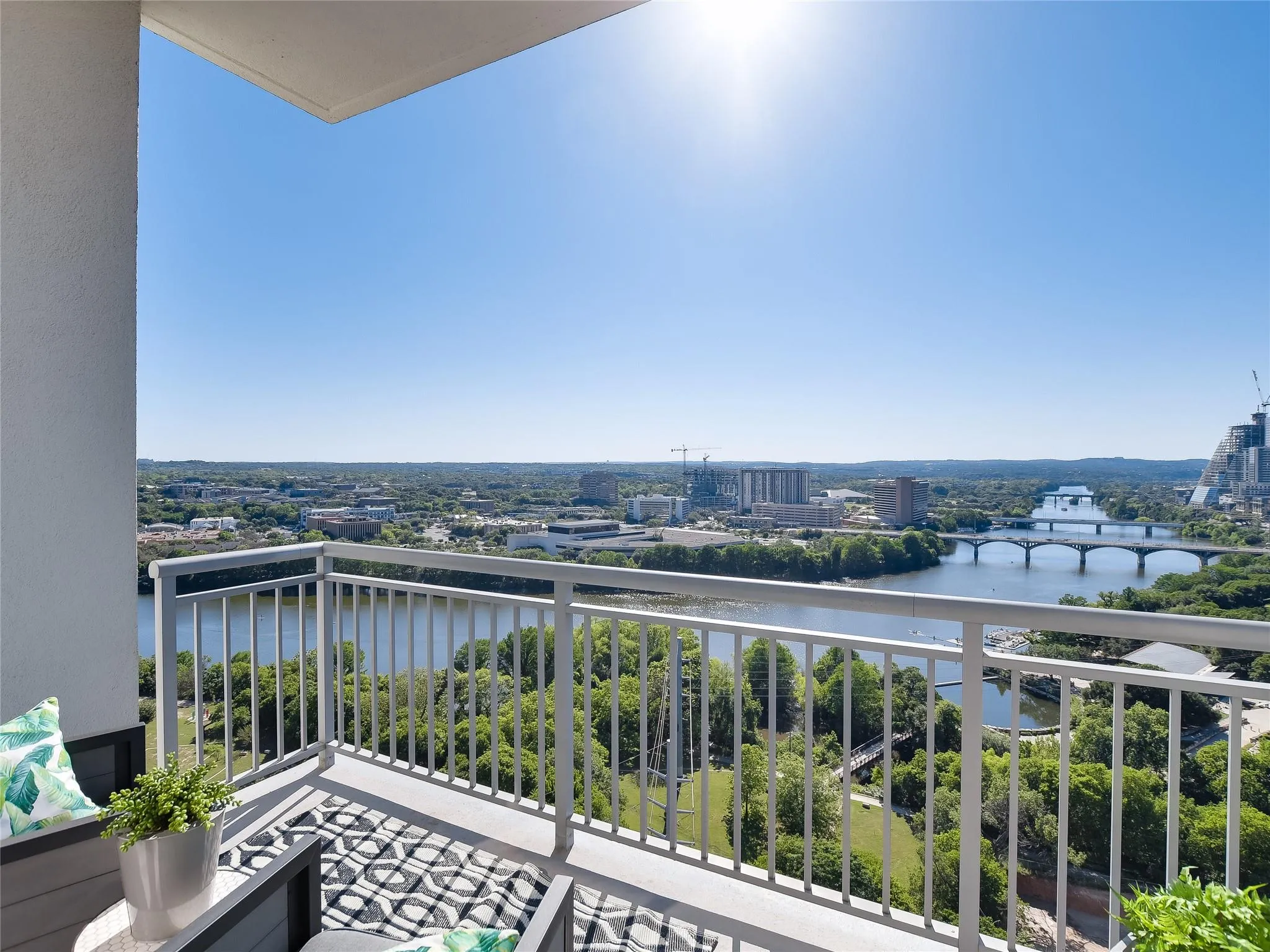 Photo of 603 DAVIS ST #2001, Austin, TX, 78701