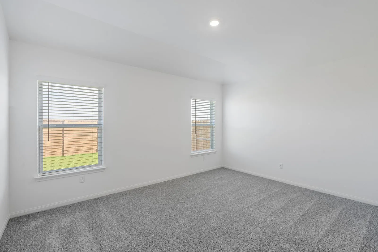 Photo 3 of 128 PARIA CT