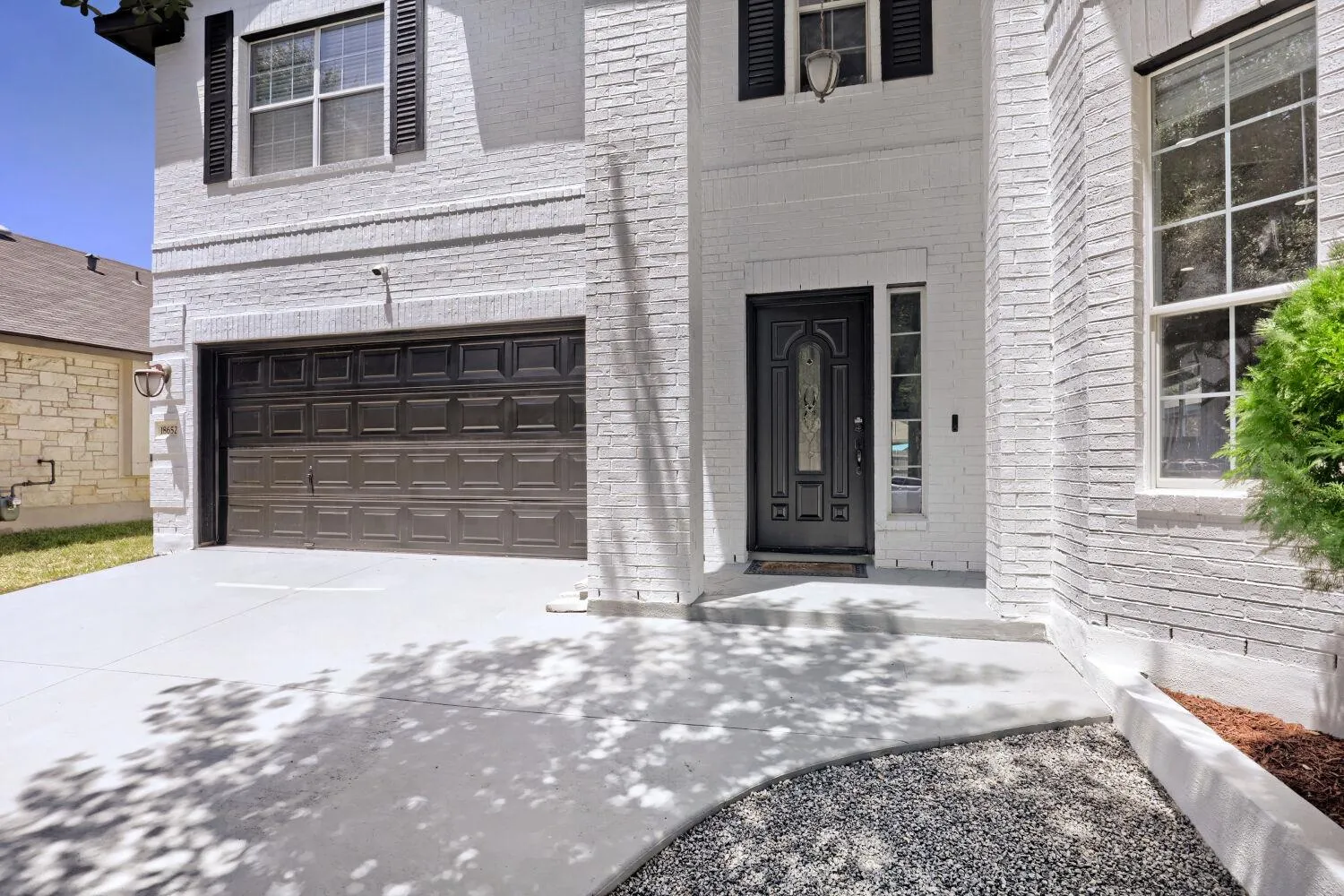 Photo 3 of 18652 E DRY POND DR