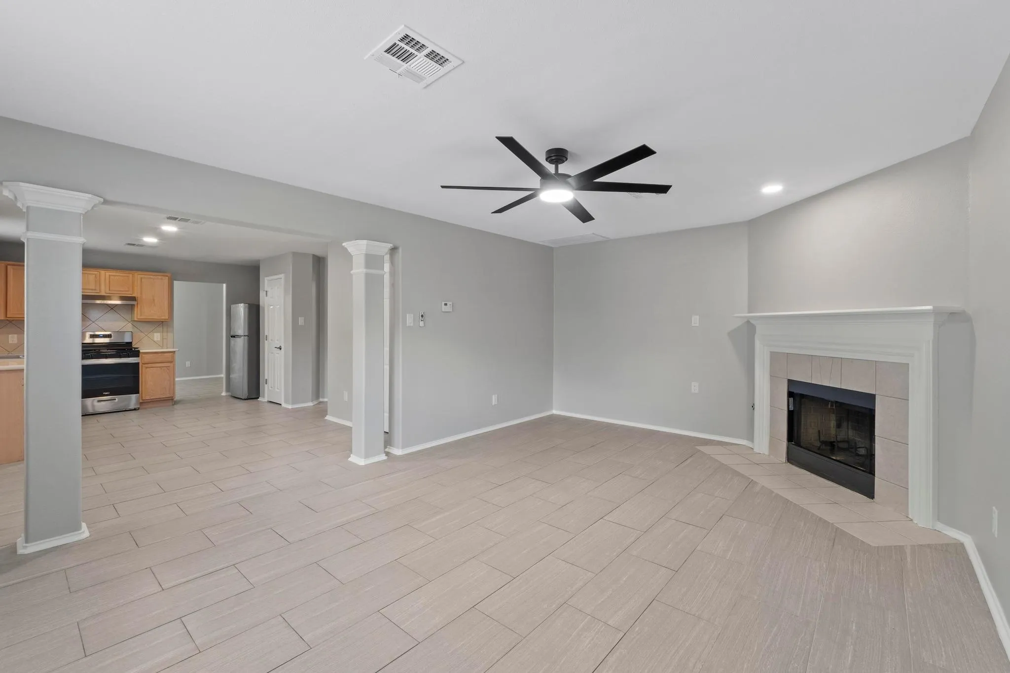 Photo 5 of 12708 COLLINDALE CV