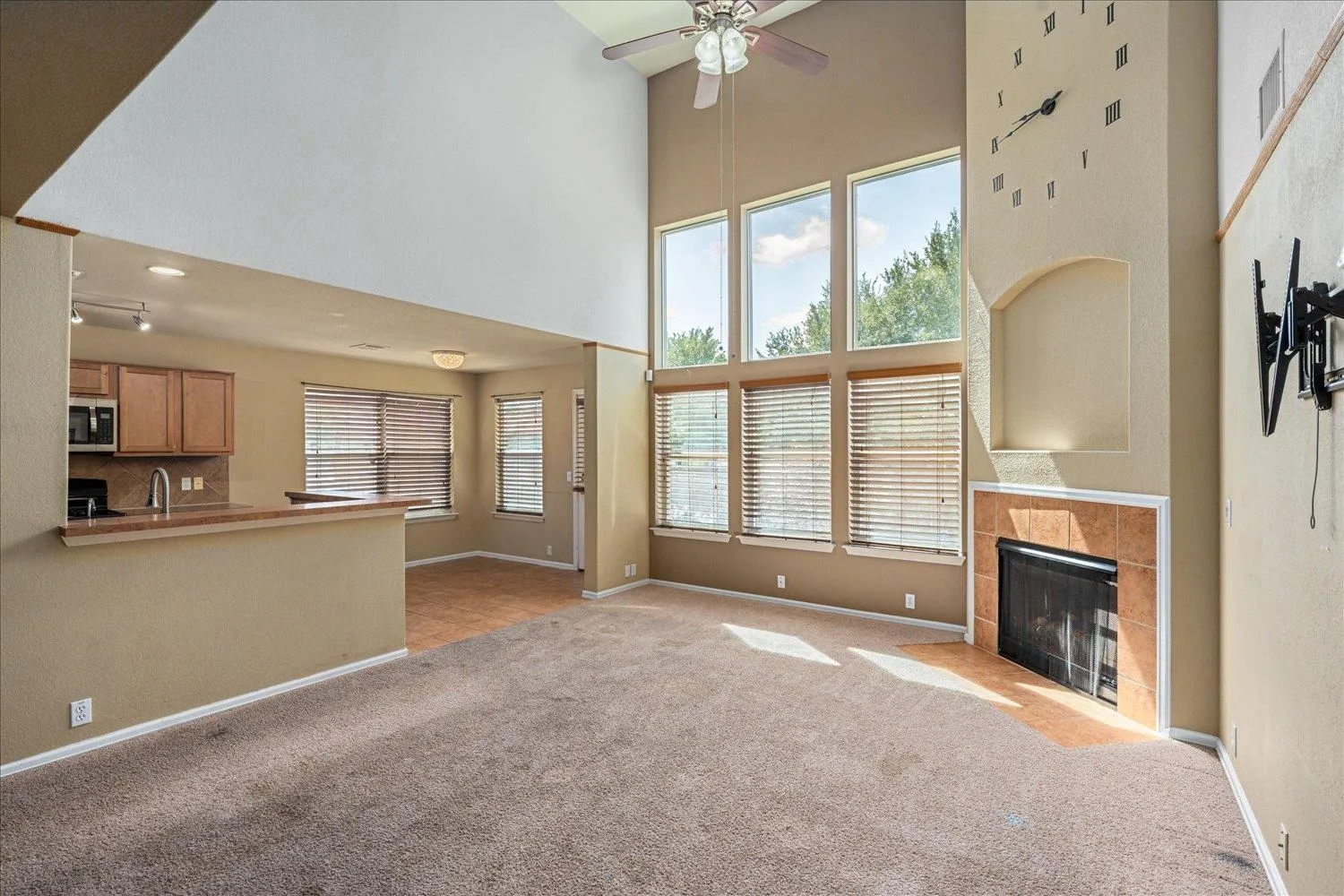 Photo 5 of 1337 SWEET GUM DR