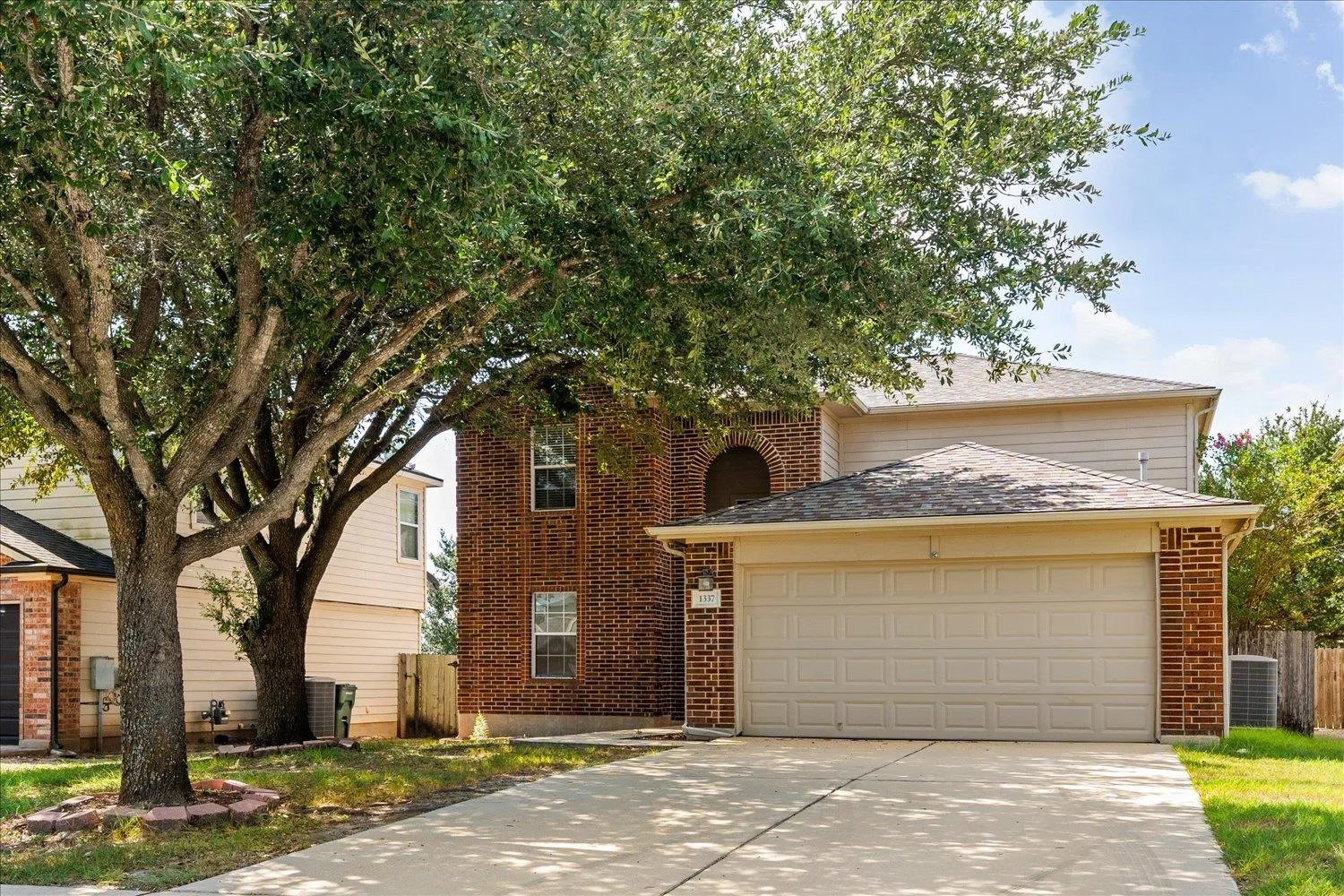 Photo 4 of 1337 SWEET GUM DR