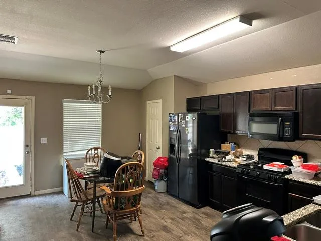 Photo 2 of 18412 WILLOW SAGE LN